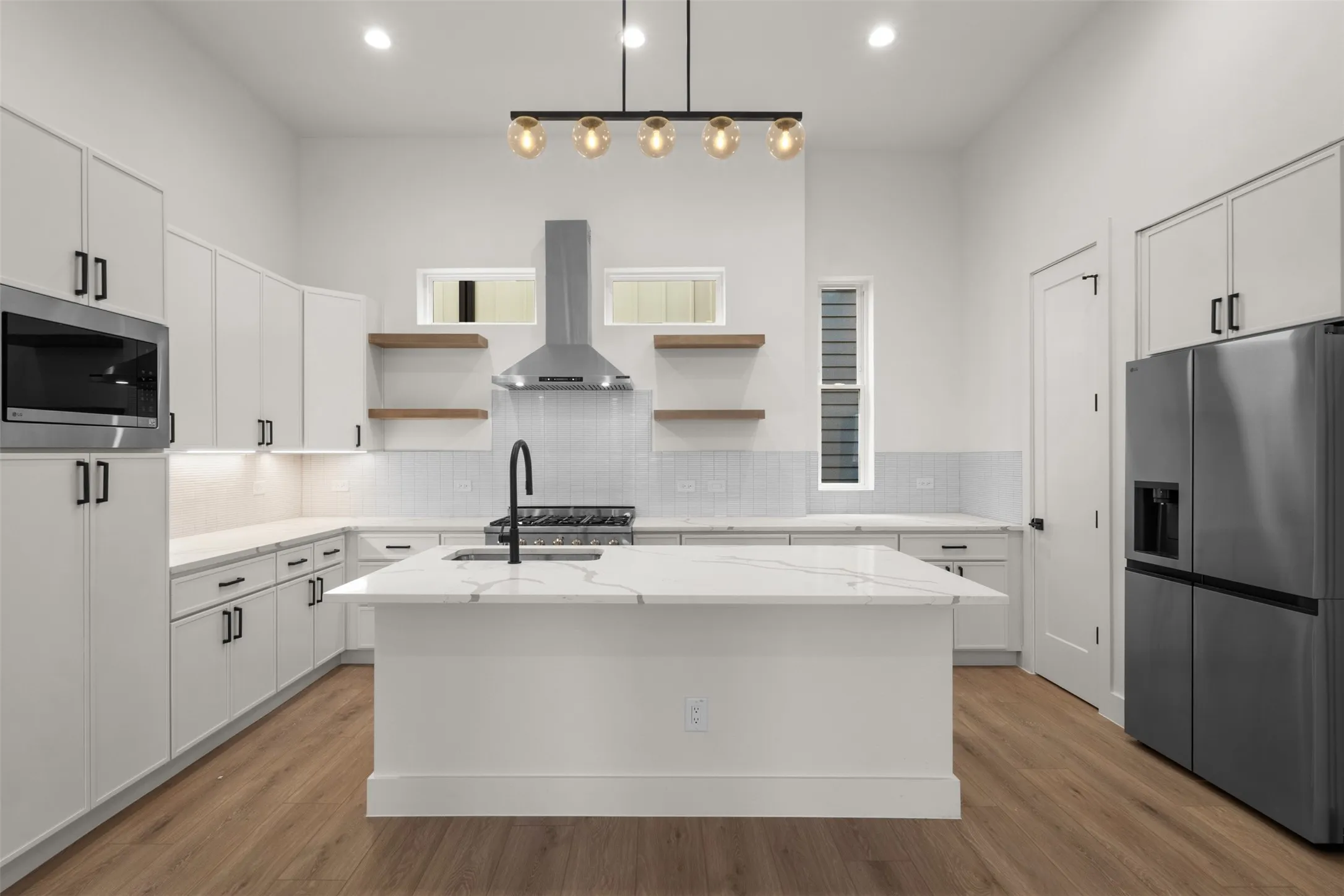 Townhouse For Rent in Dallas County , 2203 Hondo Avenue 202, Dallas, Texas 75219, 3 Bedrooms, 4 Bathrooms, 2 Garage spaces, 2,440 Sqft, built in 2025, Price $3,700, mls#21335959, Real Estate Agent in Dallas, Homes For Rent in Dallas county, Homes For Rent in Dallas, Realtor in Dallas Texas, Real Estate Brokerage Independent Realty Texas, Luminita Cordes Realtor