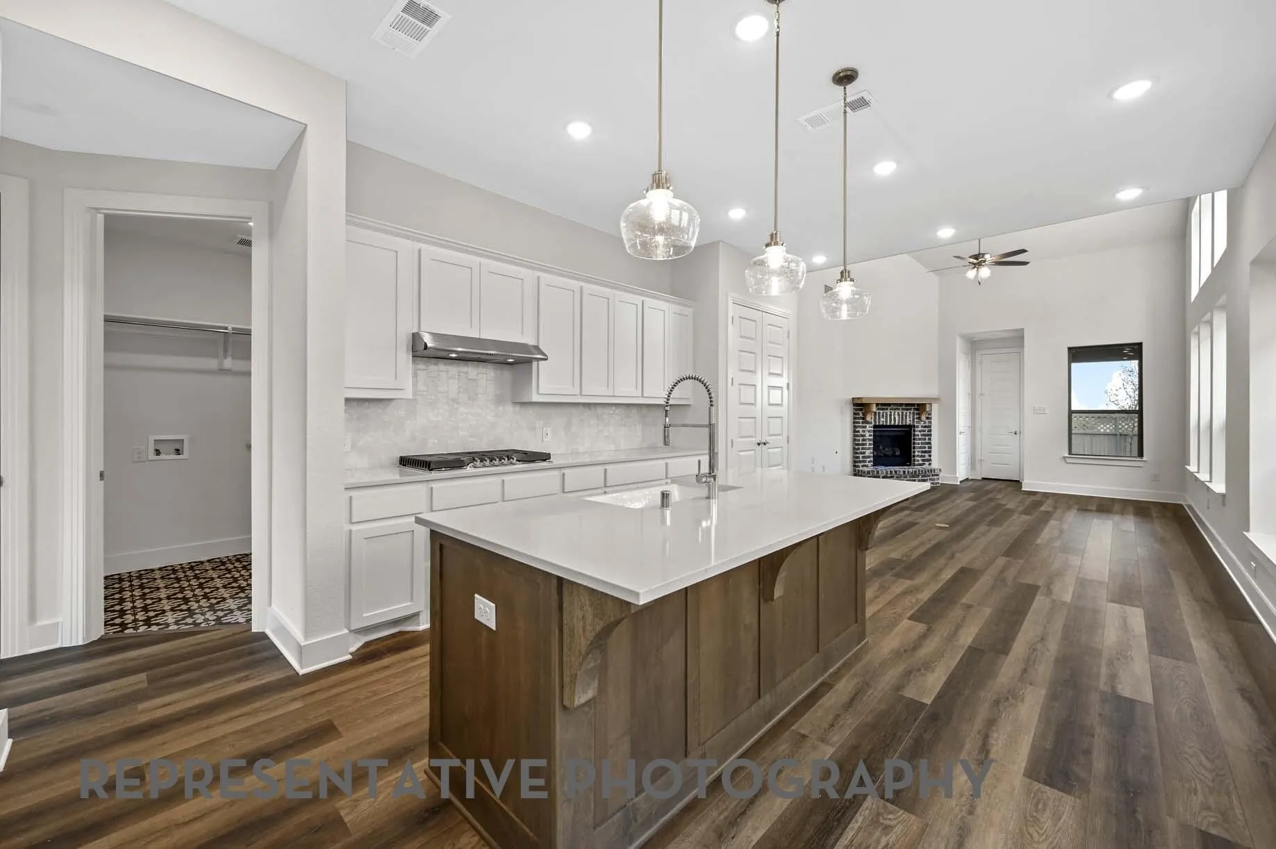 Single Family Residence For Sale in Ellis County , 7582 Epiphany Way, Midlothian, Texas 76084, 3 Bedroom, 2 Bathroom, 2 Garage spaces, 1,612 Sqft, built in 2026, mls#21335441, Real Estate Agent in Midlothian, Homes For Sale in Ellis county, Homes For Sale in Midlothian, Realtor in Midlothian Texas, Real Estate Brokerage Independent Realty Texas, Luminita Cordes Realtor
