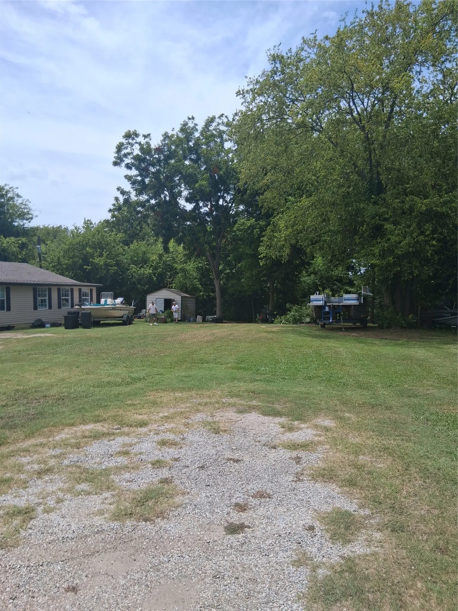 Single Family Residence For Sale in Rains County , 547 Fm 513 S, Lone Oak, Texas 75453, 4 Bedroom, 2 Bathroom, Garage spaces, 1,632 Sqft, built in 1998, mls#21334634, Real Estate Agent in Lone Oak, Homes For Sale in Rains county, Homes For Sale in Lone Oak, Realtor in Lone Oak Texas, Real Estate Brokerage Independent Realty Texas, Luminita Cordes Realtor