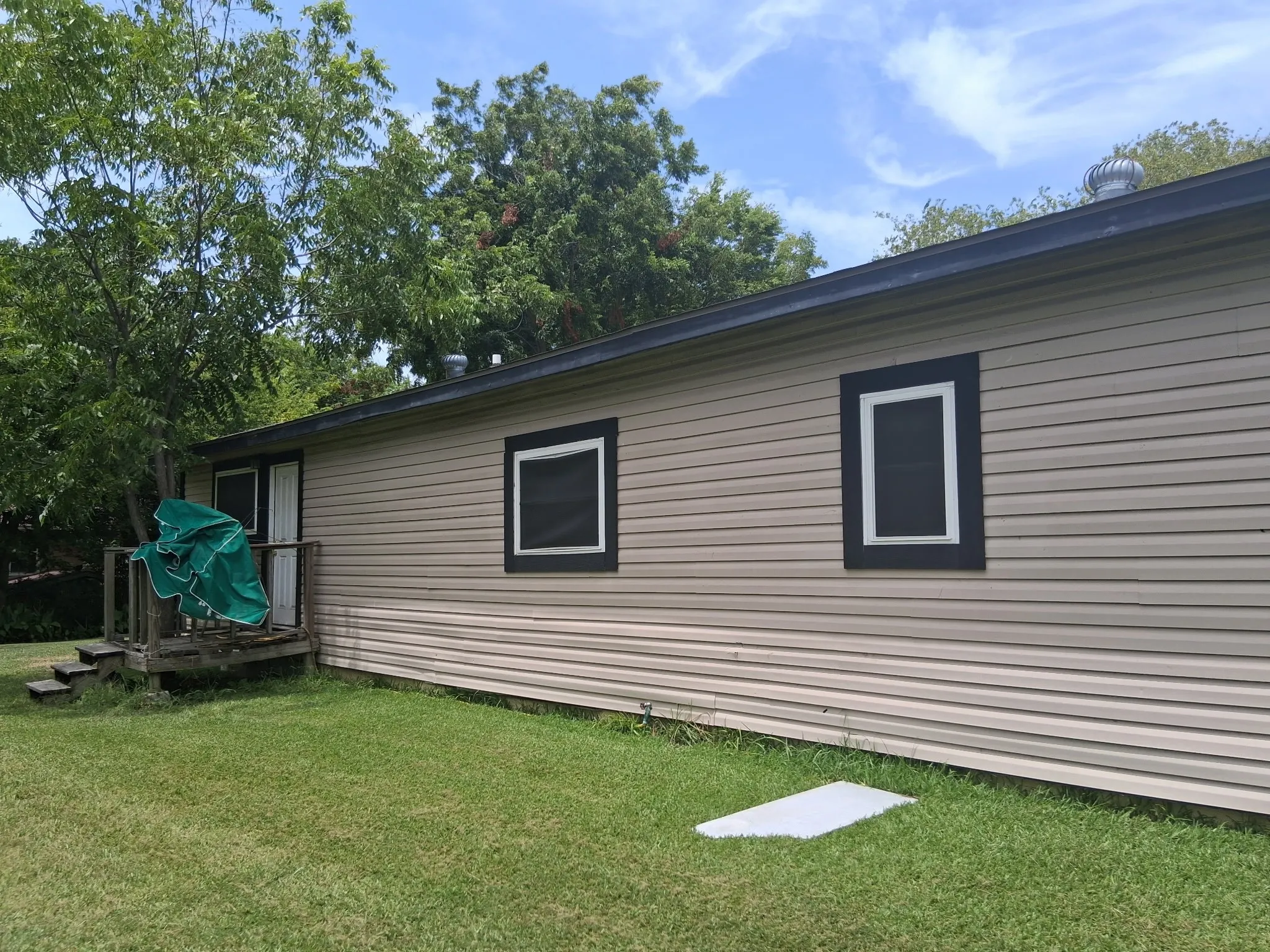 Single Family Residence For Sale in Rains County , 547 Fm 513 S, Lone Oak, Texas 75453, 4 Bedroom, 2 Bathroom, Garage spaces, 1,632 Sqft, built in 1998, mls#21334634, Real Estate Agent in Lone Oak, Homes For Sale in Rains county, Homes For Sale in Lone Oak, Realtor in Lone Oak Texas, Real Estate Brokerage Independent Realty Texas, Luminita Cordes Realtor