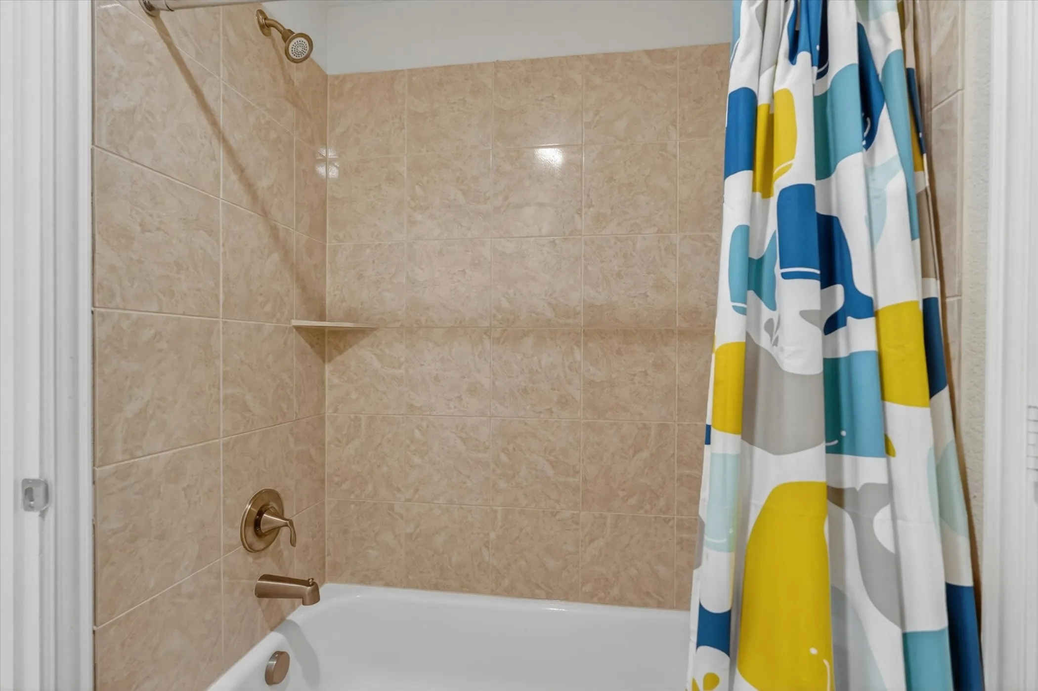 Single Family Residence For Sale in Dallas County , 7359 Clementine Drive, Irving, Texas 75063, 4 Bedroom, 4 Bathroom, 2 Garage spaces, 3,485 Sqft, built in 2015, mls#21330875, Real Estate Agent in Irving, Homes For Sale in Dallas county, Homes For Sale in Irving, Realtor in Irving Texas, Real Estate Brokerage Independent Realty Texas, Luminita Cordes Realtor