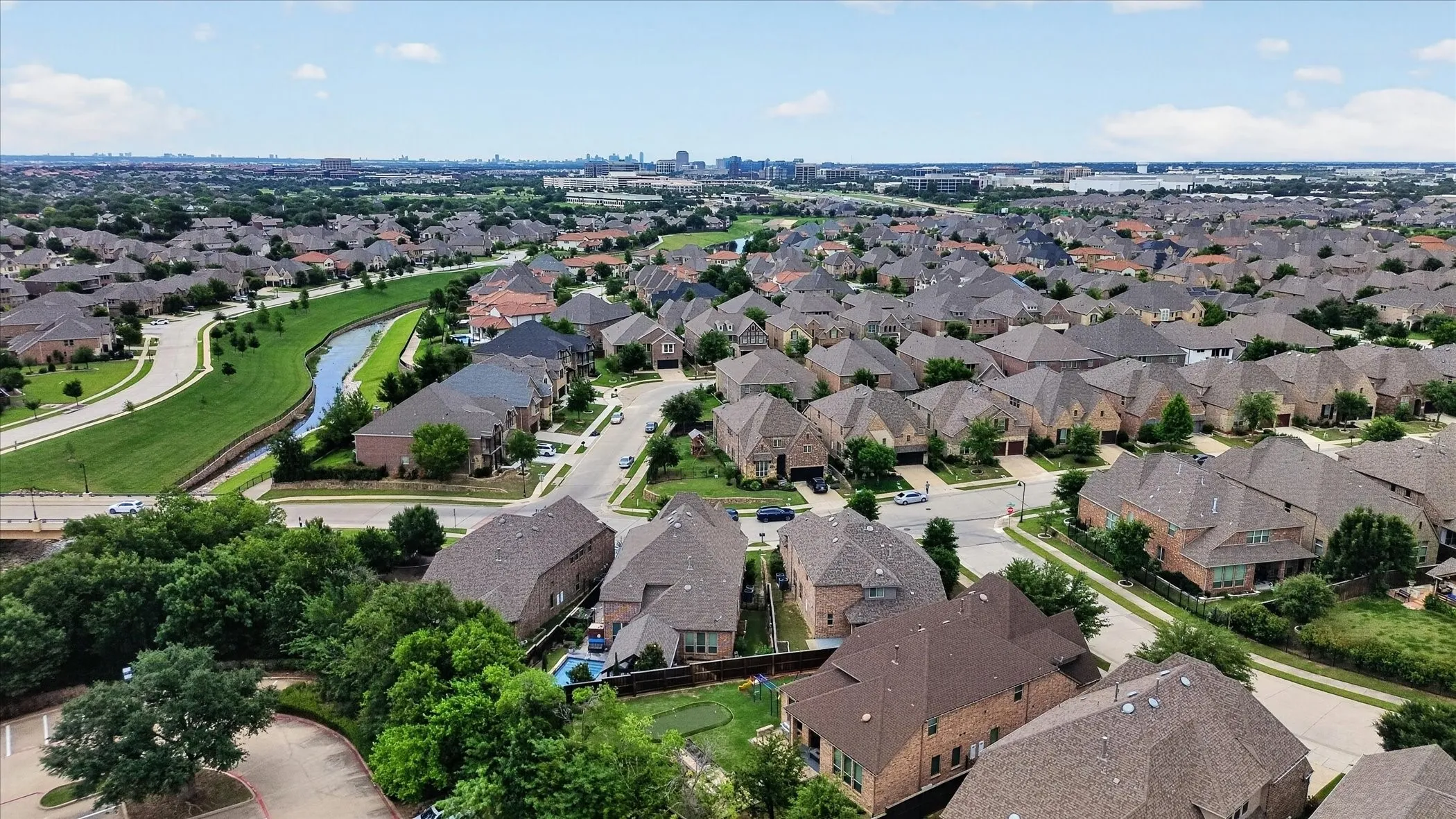 Single Family Residence For Sale in Dallas County , 7359 Clementine Drive, Irving, Texas 75063, 4 Bedroom, 4 Bathroom, 2 Garage spaces, 3,485 Sqft, built in 2015, mls#21330875, Real Estate Agent in Irving, Homes For Sale in Dallas county, Homes For Sale in Irving, Realtor in Irving Texas, Real Estate Brokerage Independent Realty Texas, Luminita Cordes Realtor