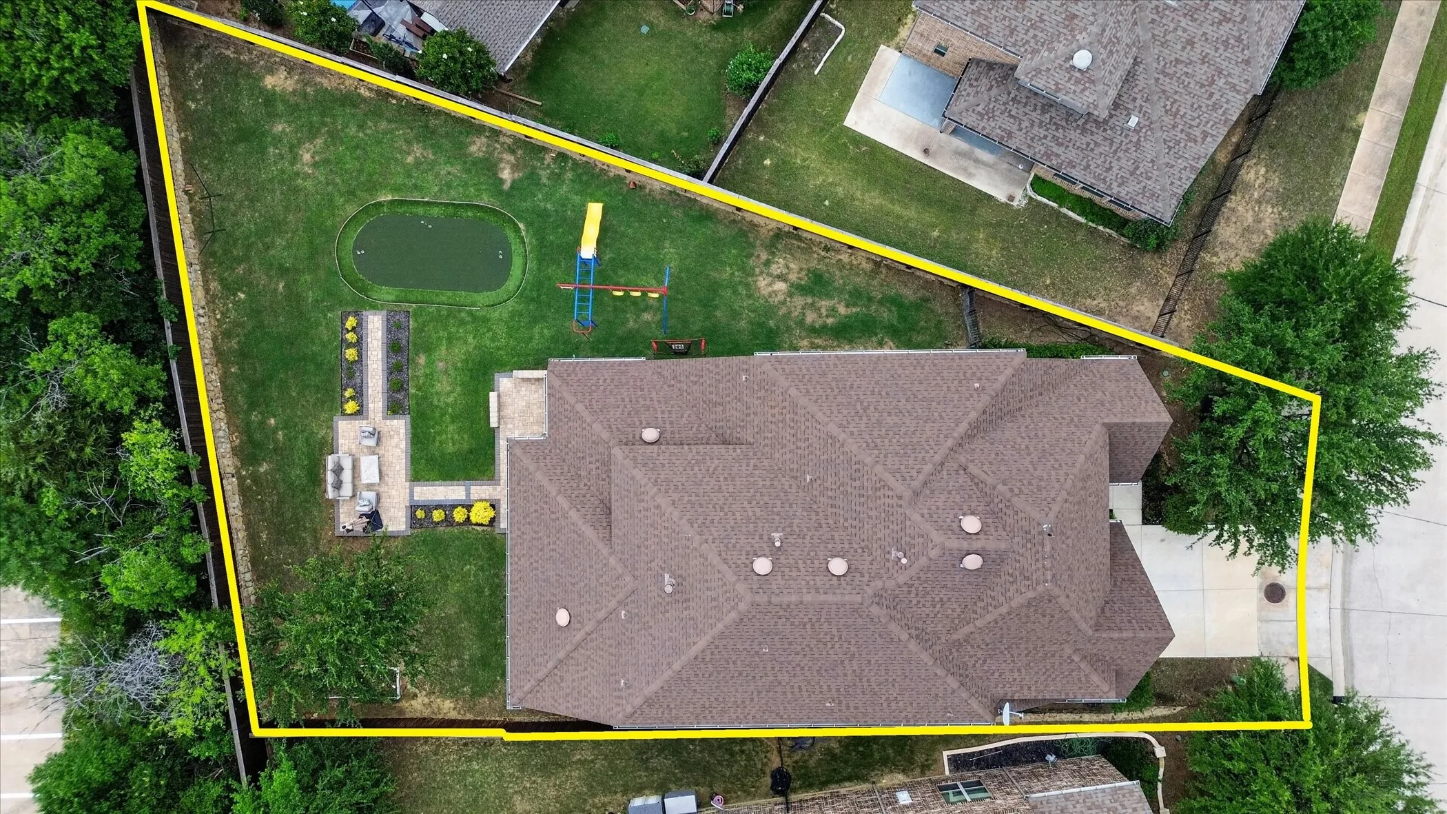 Single Family Residence For Sale in Dallas County , 7359 Clementine Drive, Irving, Texas 75063, 4 Bedroom, 4 Bathroom, 2 Garage spaces, 3,485 Sqft, built in 2015, mls#21330875, Real Estate Agent in Irving, Homes For Sale in Dallas county, Homes For Sale in Irving, Realtor in Irving Texas, Real Estate Brokerage Independent Realty Texas, Luminita Cordes Realtor