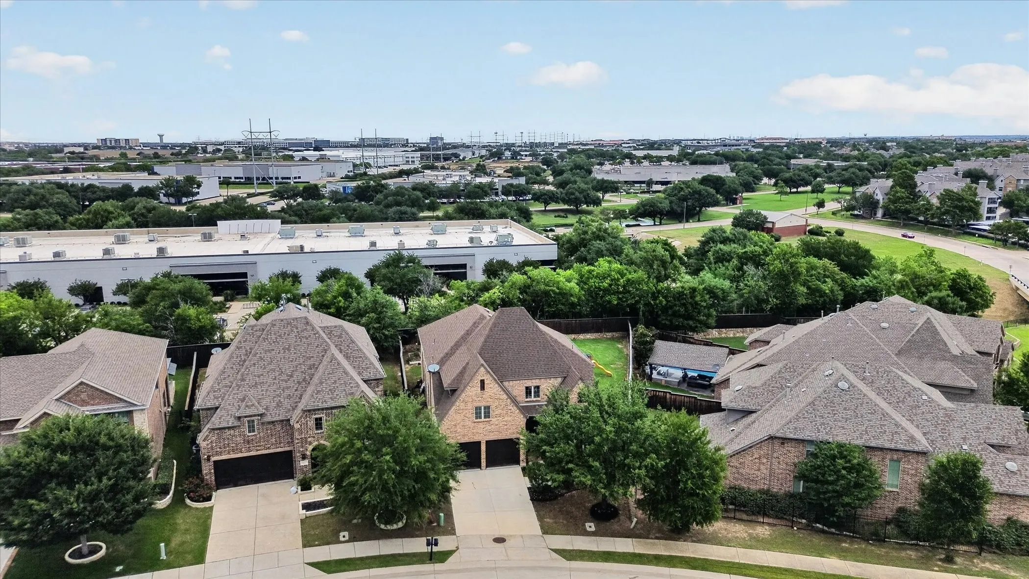 Single Family Residence For Sale in Dallas County , 7359 Clementine Drive, Irving, Texas 75063, 4 Bedroom, 4 Bathroom, 2 Garage spaces, 3,485 Sqft, built in 2015, mls#21330875, Real Estate Agent in Irving, Homes For Sale in Dallas county, Homes For Sale in Irving, Realtor in Irving Texas, Real Estate Brokerage Independent Realty Texas, Luminita Cordes Realtor
