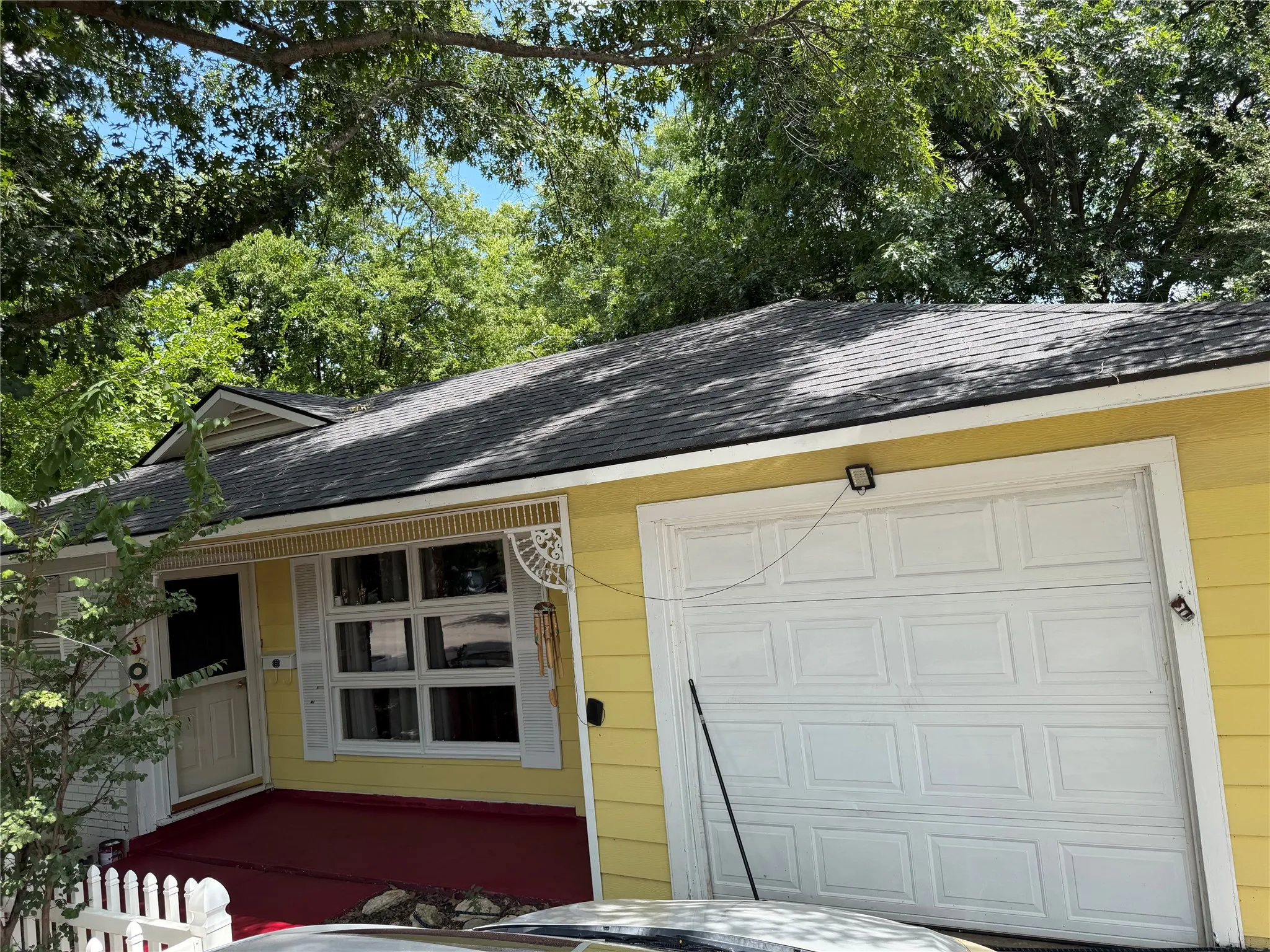 Single Family Residence For Sale in Tarrant County , 4812 Matar Street, Haltom City, Texas 76117, 3 Bedrooms, 1 Bathroom, 1 Garage spaces, 1,178 Sqft, built in 1956, Price $230,000, mls#21335981, Real Estate Agent in Haltom City, Homes For Sale in Tarrant county, Homes For Sale in Haltom City, Realtor in Haltom City Texas, Real Estate Brokerage Independent Realty Texas, Luminita Cordes Realtor