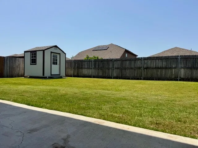 Single Family Residence For Sale in Tarrant County , 1120 Sierra Blanca Drive, Fort Worth, Texas 76028, 3 Bedroom, 2 Bathroom, 2 Garage spaces, 1,748 Sqft, built in 2015, mls#21335748, Real Estate Agent in Fort Worth, Homes For Sale in Tarrant county, Homes For Sale in Fort Worth, Realtor in Fort Worth Texas, Real Estate Brokerage Independent Realty Texas, Luminita Cordes Realtor