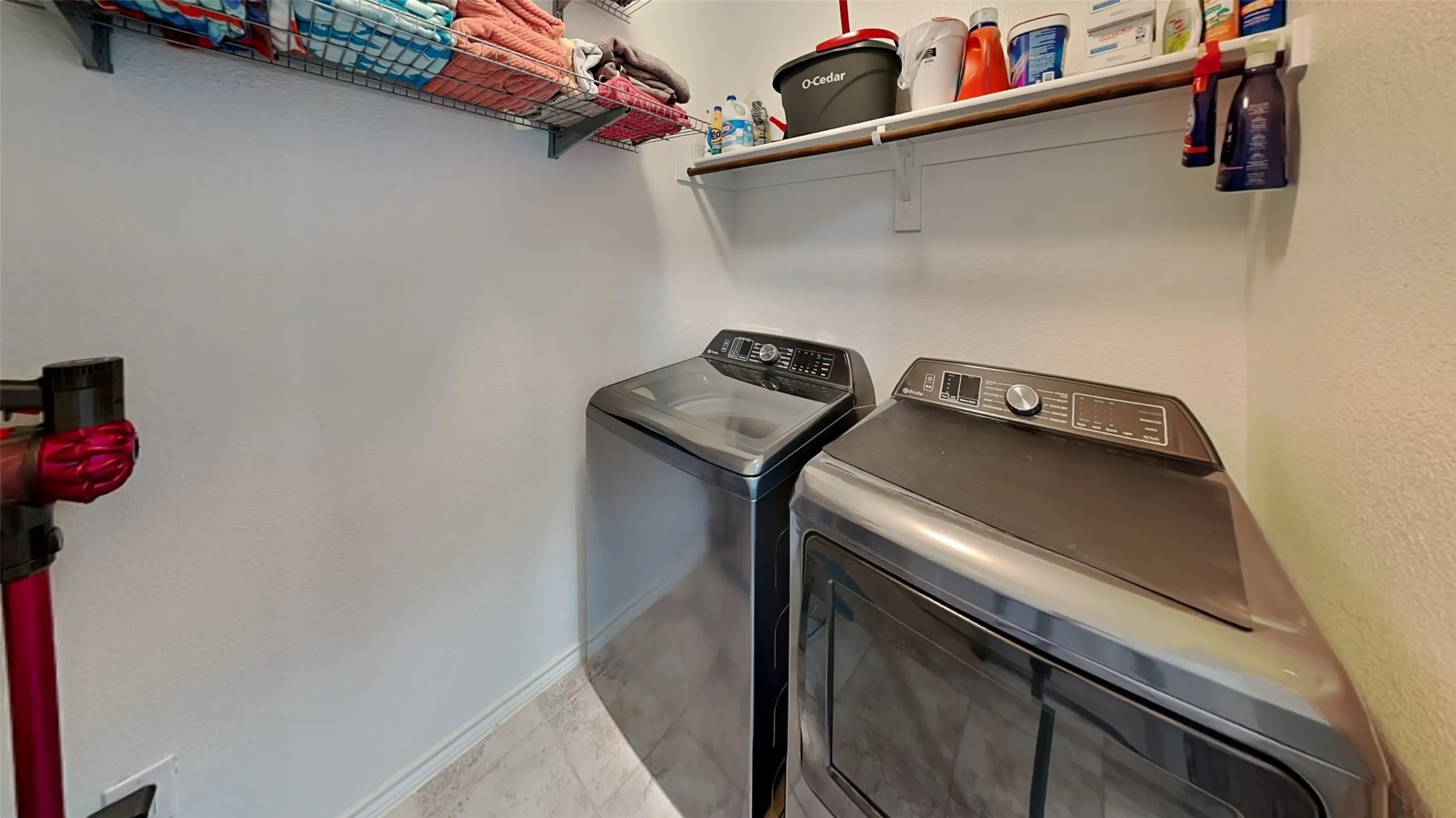 Single Family Residence For Sale in Tarrant County , 1120 Sierra Blanca Drive, Fort Worth, Texas 76028, 3 Bedroom, 2 Bathroom, 2 Garage spaces, 1,748 Sqft, built in 2015, mls#21335748, Real Estate Agent in Fort Worth, Homes For Sale in Tarrant county, Homes For Sale in Fort Worth, Realtor in Fort Worth Texas, Real Estate Brokerage Independent Realty Texas, Luminita Cordes Realtor