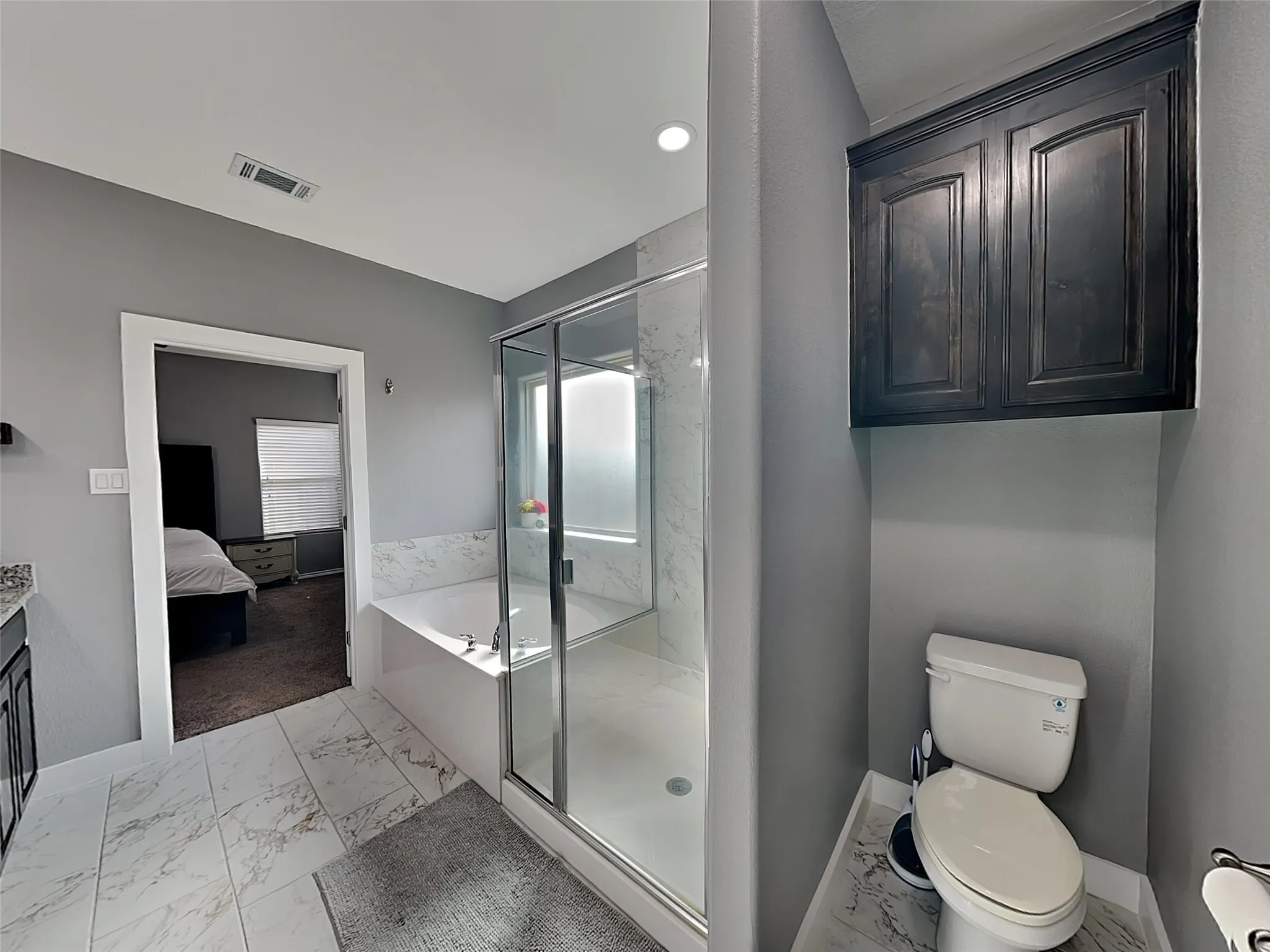 Single Family Residence For Sale in Tarrant County , 1120 Sierra Blanca Drive, Fort Worth, Texas 76028, 3 Bedroom, 2 Bathroom, 2 Garage spaces, 1,748 Sqft, built in 2015, mls#21335748, Real Estate Agent in Fort Worth, Homes For Sale in Tarrant county, Homes For Sale in Fort Worth, Realtor in Fort Worth Texas, Real Estate Brokerage Independent Realty Texas, Luminita Cordes Realtor