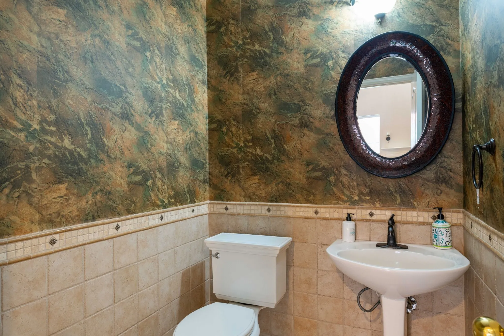 Single Family Residence For Rent in Collin County , 3413 Westway Court, Plano, Texas 75093, 3 Bedroom, 3 Bathroom, 2 Garage spaces, 2,732 Sqft, built in 1997, mls#21334371, Real Estate Agent in Plano, Homes For Rent in Collin county, Homes For Rent in Plano, Realtor in Plano Texas, Real Estate Brokerage Independent Realty Texas, Luminita Cordes Realtor