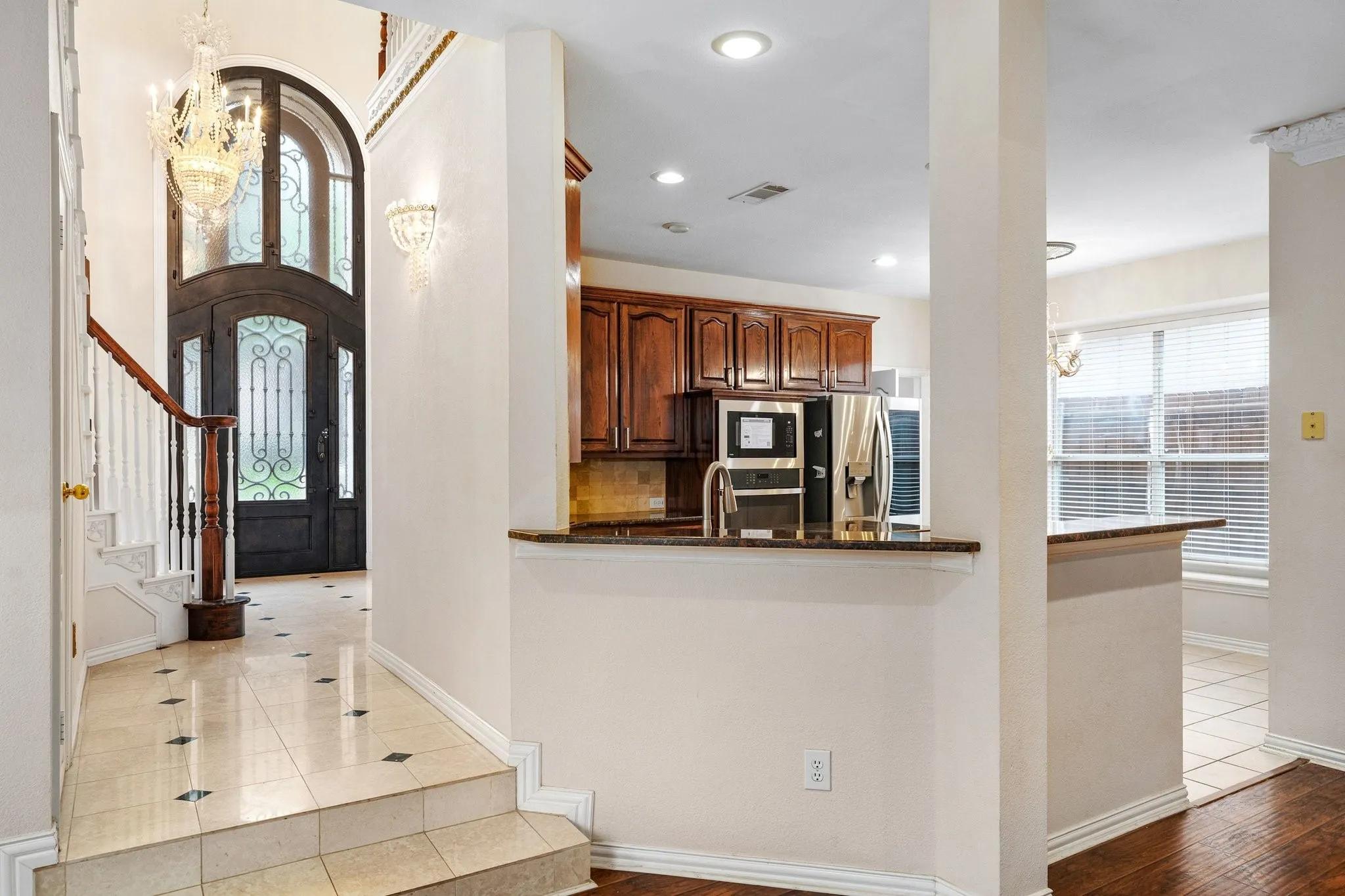 Single Family Residence For Rent in Collin County , 3413 Westway Court, Plano, Texas 75093, 3 Bedroom, 3 Bathroom, 2 Garage spaces, 2,732 Sqft, built in 1997, mls#21334371, Real Estate Agent in Plano, Homes For Rent in Collin county, Homes For Rent in Plano, Realtor in Plano Texas, Real Estate Brokerage Independent Realty Texas, Luminita Cordes Realtor