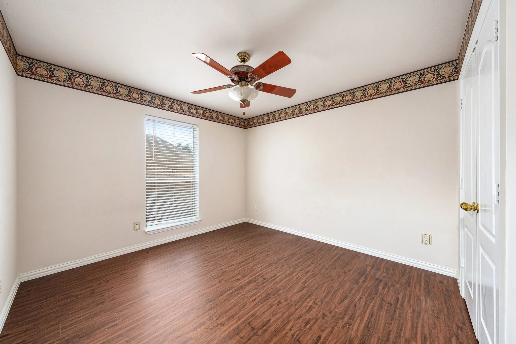 Single Family Residence For Rent in Collin County , 3413 Westway Court, Plano, Texas 75093, 3 Bedroom, 3 Bathroom, 2 Garage spaces, 2,732 Sqft, built in 1997, mls#21334371, Real Estate Agent in Plano, Homes For Rent in Collin county, Homes For Rent in Plano, Realtor in Plano Texas, Real Estate Brokerage Independent Realty Texas, Luminita Cordes Realtor
