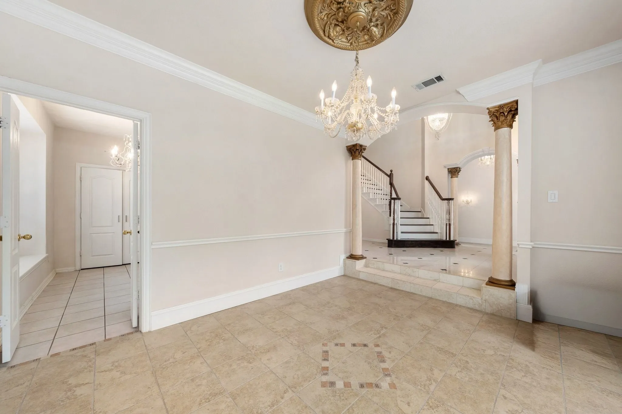 Single Family Residence For Rent in Collin County , 3413 Westway Court, Plano, Texas 75093, 3 Bedroom, 3 Bathroom, 2 Garage spaces, 2,732 Sqft, built in 1997, mls#21334371, Real Estate Agent in Plano, Homes For Rent in Collin county, Homes For Rent in Plano, Realtor in Plano Texas, Real Estate Brokerage Independent Realty Texas, Luminita Cordes Realtor