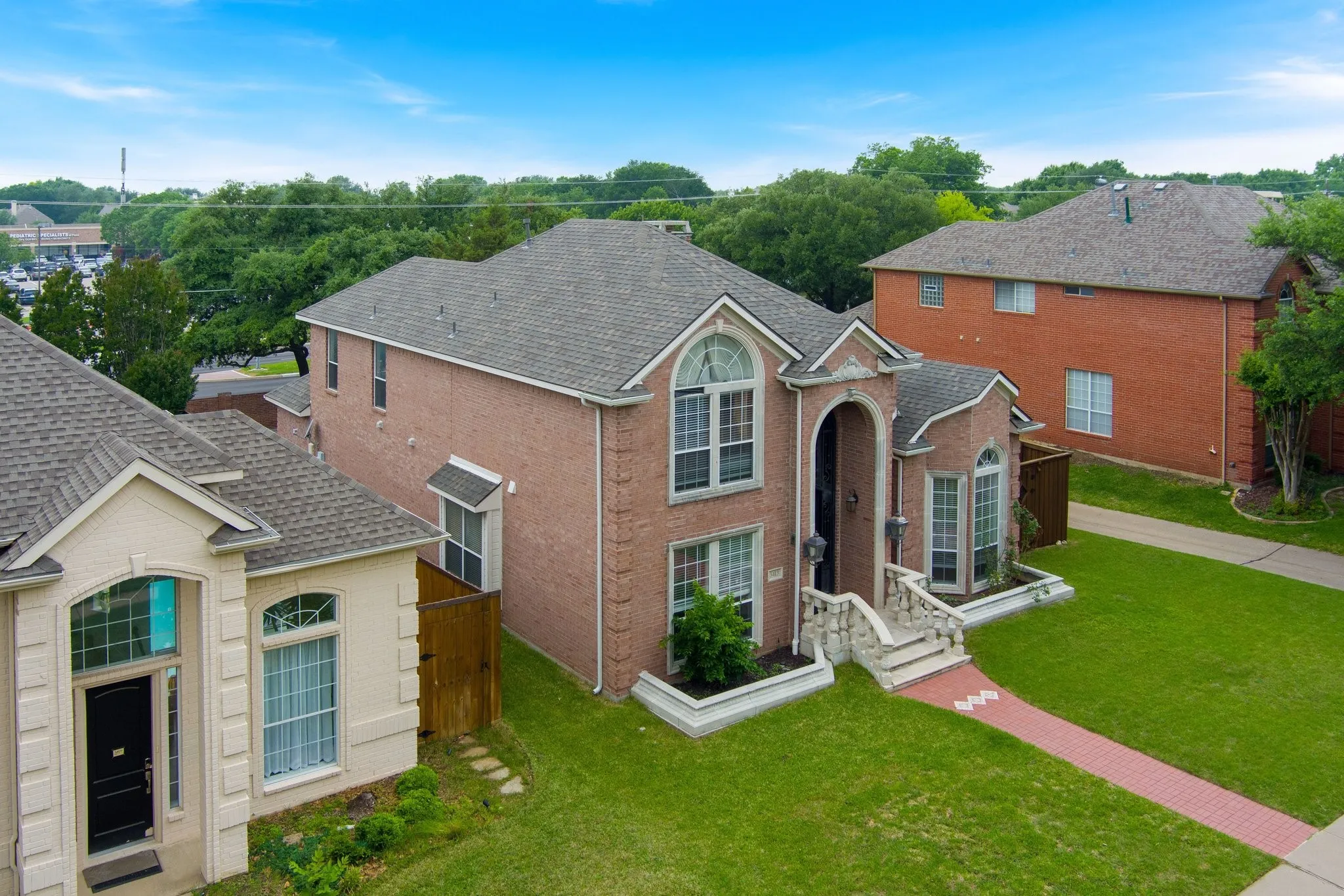 Single Family Residence For Rent in Collin County , 3413 Westway Court, Plano, Texas 75093, 3 Bedroom, 3 Bathroom, 2 Garage spaces, 2,732 Sqft, built in 1997, mls#21334371, Real Estate Agent in Plano, Homes For Rent in Collin county, Homes For Rent in Plano, Realtor in Plano Texas, Real Estate Brokerage Independent Realty Texas, Luminita Cordes Realtor