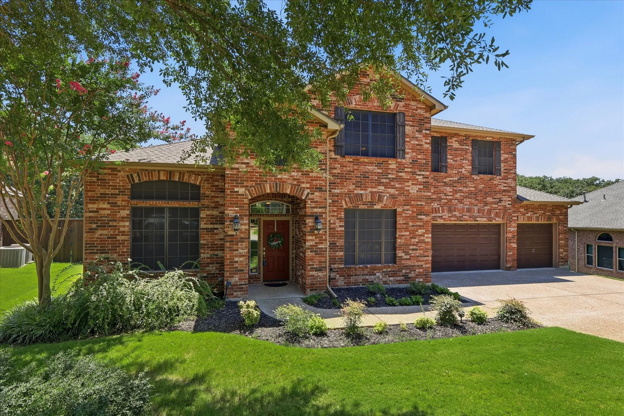 Single Family Residence For Sale in Denton County , 3016 Pottery Trail, Corinth, Texas 76210, 4 Bedroom, 3 Bathroom, 3 Garage spaces, 3,274 Sqft, built in 2004, mls#21330956, Real Estate Agent in Corinth, Homes For Sale in Denton county, Homes For Sale in Corinth, Realtor in Corinth Texas, Real Estate Brokerage Independent Realty Texas, Luminita Cordes Realtor