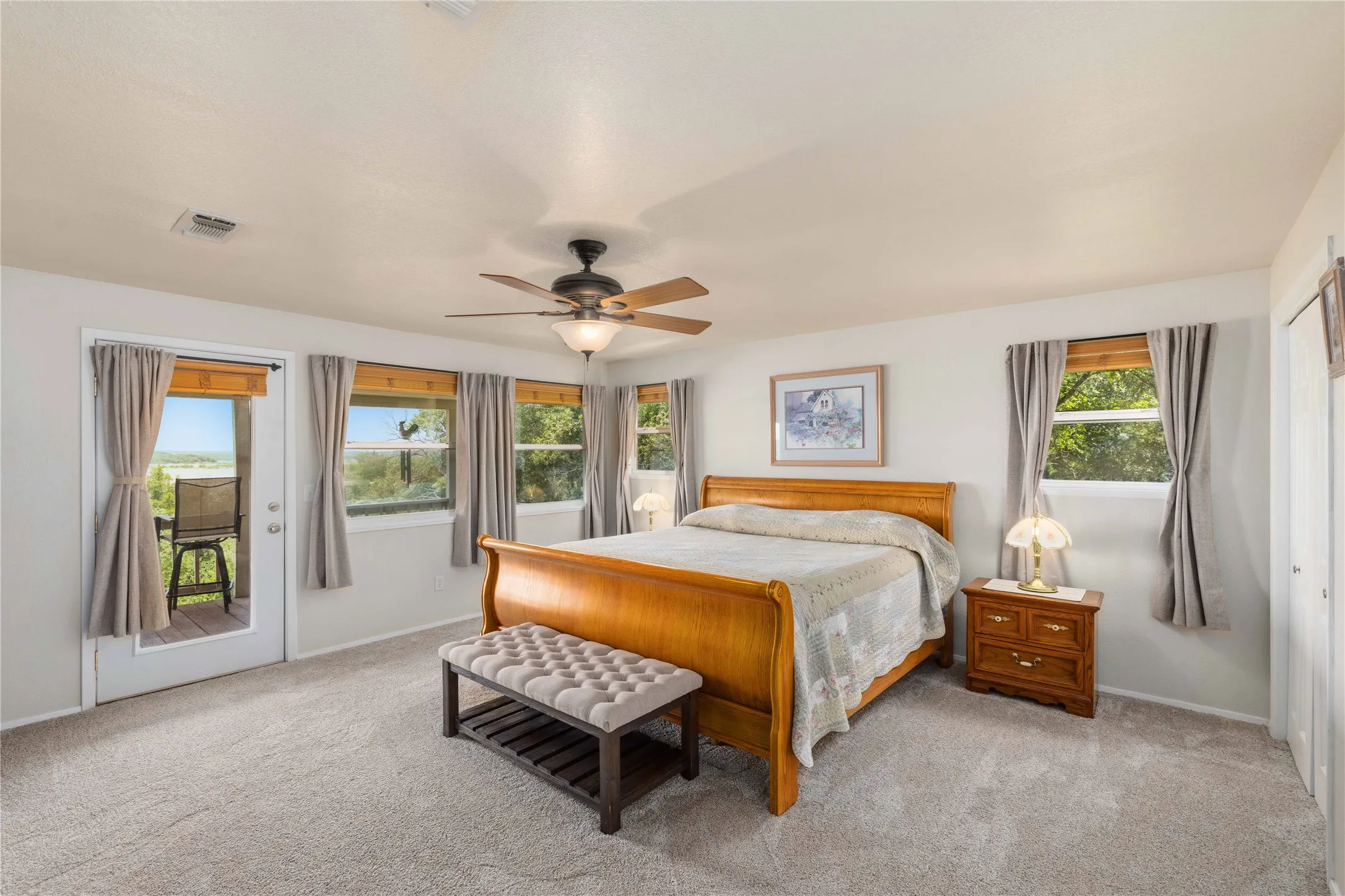 Single Family Residence For Sale in Brown County , 6976 Shamrock Drive, Brownwood, Texas 76801, 3 Bedroom, 2 Bathroom, 2 Garage spaces, 2,245 Sqft, built in 0, mls#21335417, Real Estate Agent in Brownwood, Homes For Sale in Brown county, Homes For Sale in Brownwood, Realtor in Brownwood Texas, Real Estate Brokerage Independent Realty Texas, Luminita Cordes Realtor
