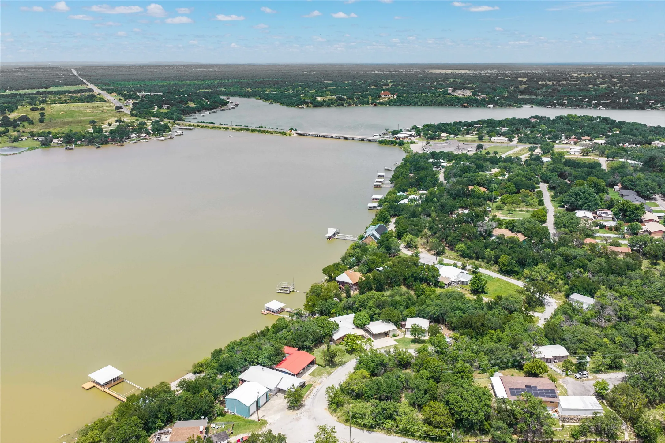 Single Family Residence For Sale in Brown County , 6976 Shamrock Drive, Brownwood, Texas 76801, 3 Bedroom, 2 Bathroom, 2 Garage spaces, 2,245 Sqft, built in 0, mls#21335417, Real Estate Agent in Brownwood, Homes For Sale in Brown county, Homes For Sale in Brownwood, Realtor in Brownwood Texas, Real Estate Brokerage Independent Realty Texas, Luminita Cordes Realtor
