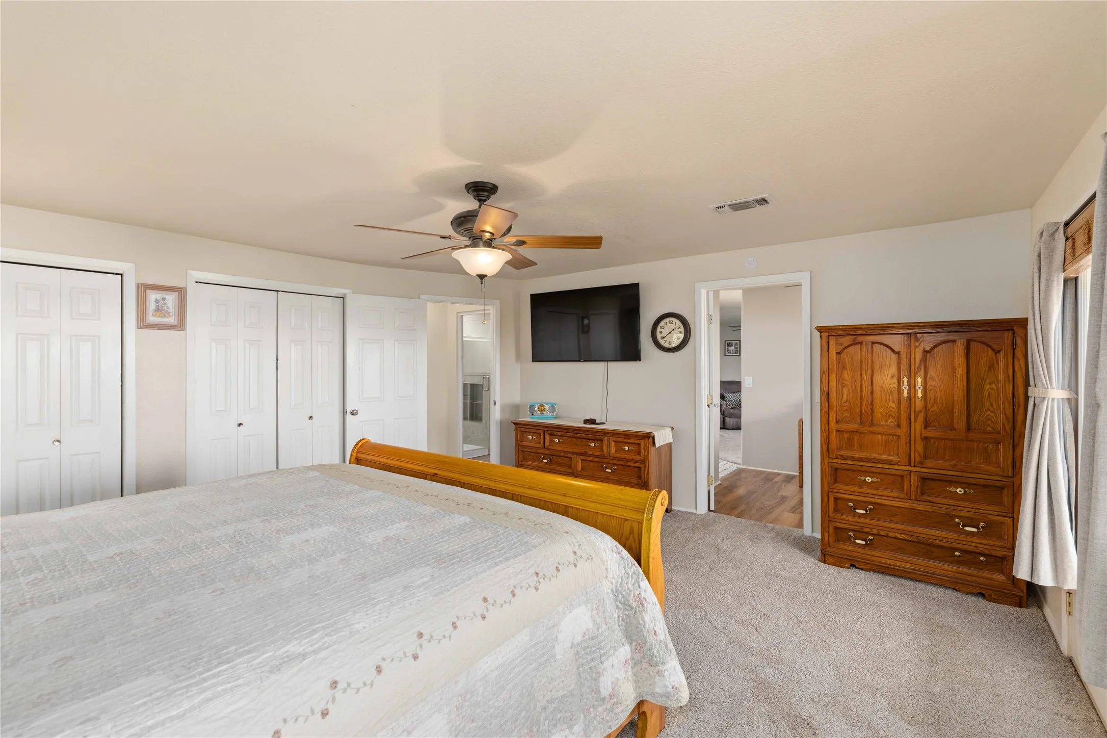 Single Family Residence For Sale in Brown County , 6976 Shamrock Drive, Brownwood, Texas 76801, 3 Bedroom, 2 Bathroom, 2 Garage spaces, 2,245 Sqft, built in 0, mls#21335417, Real Estate Agent in Brownwood, Homes For Sale in Brown county, Homes For Sale in Brownwood, Realtor in Brownwood Texas, Real Estate Brokerage Independent Realty Texas, Luminita Cordes Realtor