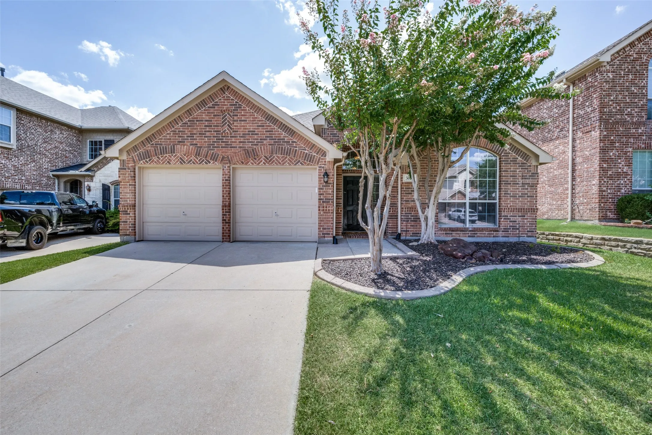 Single Family Residence For Sale in Denton County , 3613 Timothy Drive, Flower Mound, Texas 75022, 3 Bedroom, 2 Bathroom, 2 Garage spaces, 2,127 Sqft, built in 2002, mls#21336027, Real Estate Agent in Flower Mound, Homes For Sale in Denton county, Homes For Sale in Flower Mound, Realtor in Flower Mound Texas, Real Estate Brokerage Independent Realty Texas, Luminita Cordes Realtor