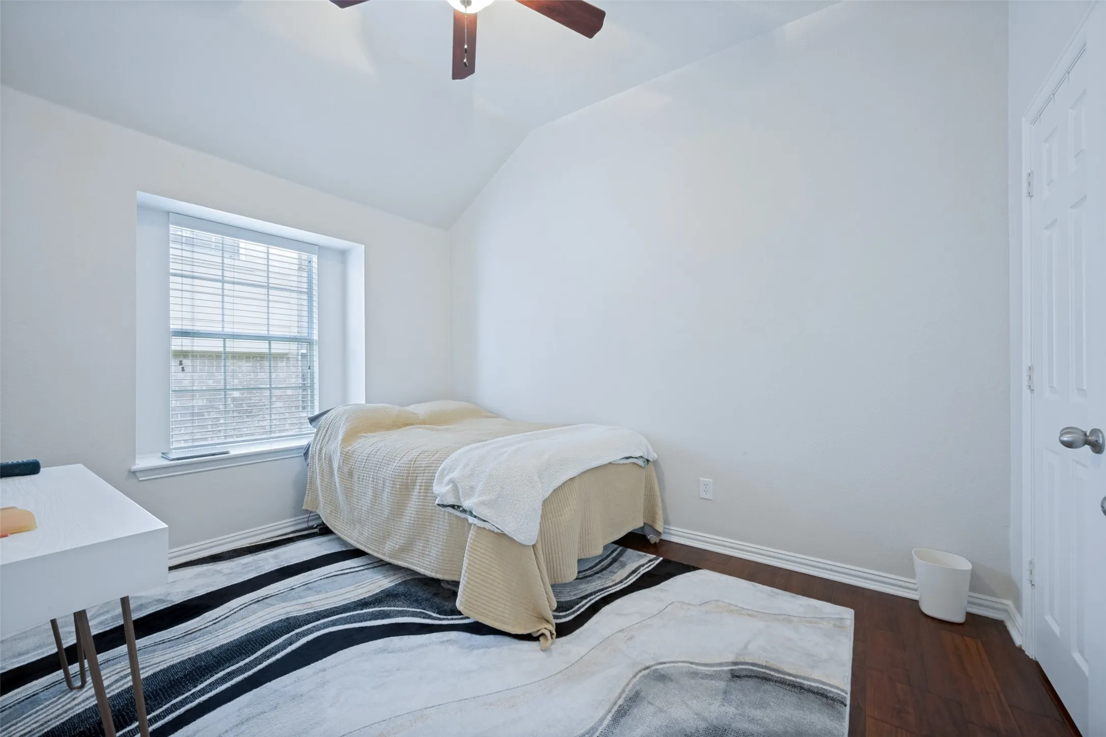 Single Family Residence For Sale in Denton County , 3613 Timothy Drive, Flower Mound, Texas 75022, 3 Bedroom, 2 Bathroom, 2 Garage spaces, 2,127 Sqft, built in 2002, mls#21336027, Real Estate Agent in Flower Mound, Homes For Sale in Denton county, Homes For Sale in Flower Mound, Realtor in Flower Mound Texas, Real Estate Brokerage Independent Realty Texas, Luminita Cordes Realtor