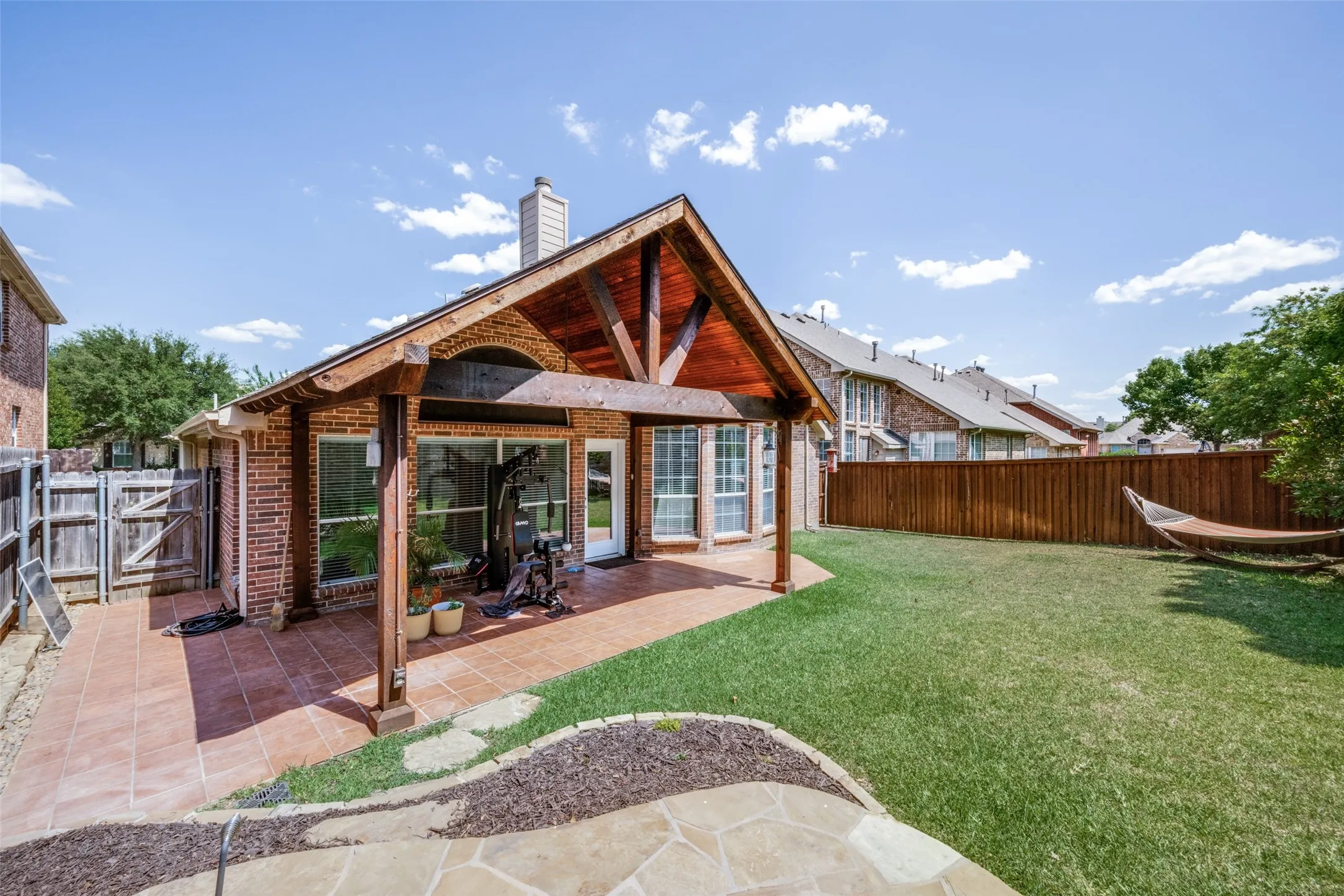 Single Family Residence For Sale in Denton County , 3613 Timothy Drive, Flower Mound, Texas 75022, 3 Bedroom, 2 Bathroom, 2 Garage spaces, 2,127 Sqft, built in 2002, mls#21336027, Real Estate Agent in Flower Mound, Homes For Sale in Denton county, Homes For Sale in Flower Mound, Realtor in Flower Mound Texas, Real Estate Brokerage Independent Realty Texas, Luminita Cordes Realtor
