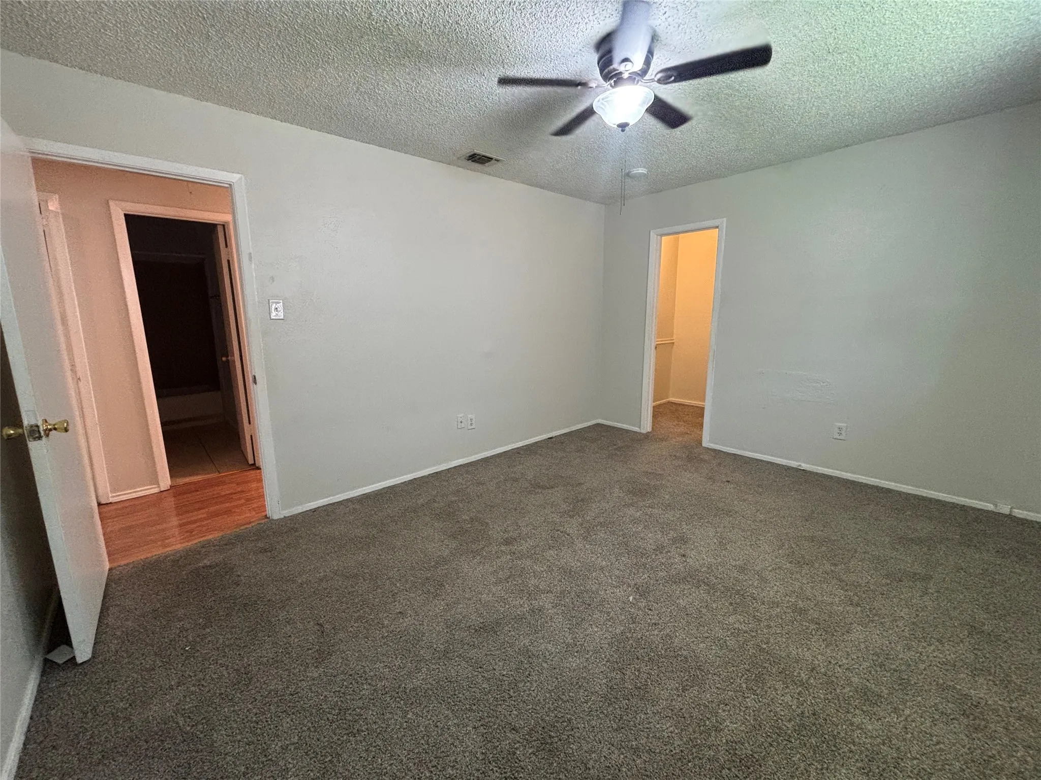 Duplex For Rent in Tarrant County , 1008 Poplar Street 1008, Benbrook, Texas 76126, 2 Bedroom, 2 Bathroom, Garage spaces, 1,300 Sqft, built in 1979, mls#21326037, Real Estate Agent in Benbrook, Homes For Rent in Tarrant county, Homes For Rent in Benbrook, Realtor in Benbrook Texas, Real Estate Brokerage Independent Realty Texas, Luminita Cordes Realtor
