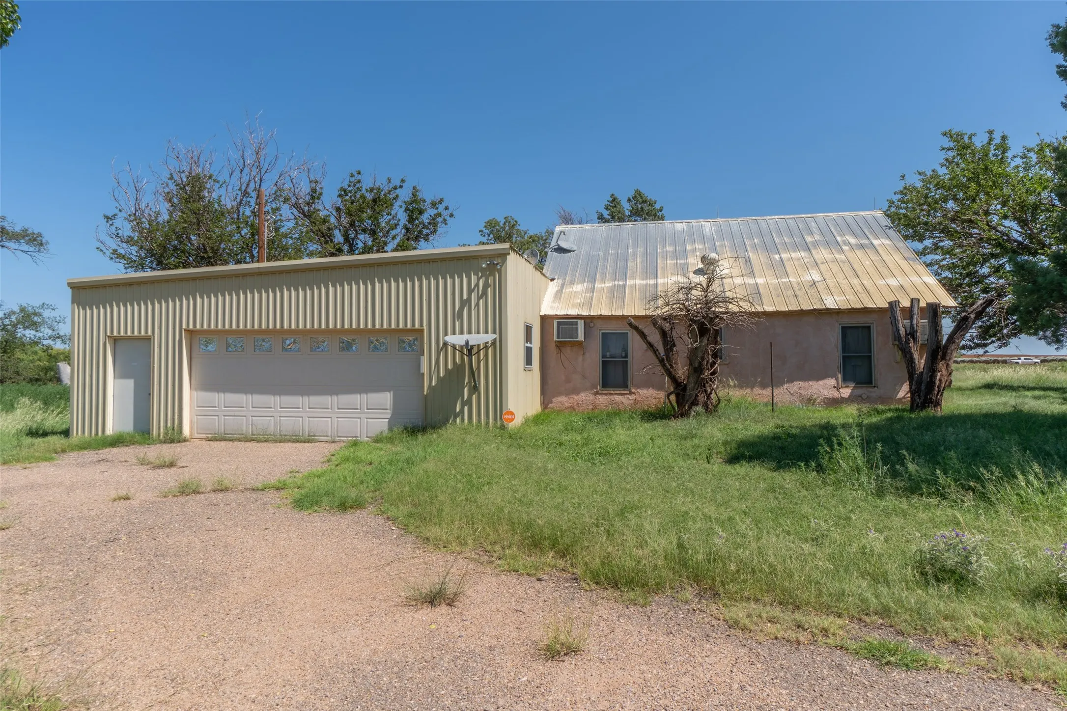 Ranch For Sale in Collingsworth County , 15400 County Road I, Wellington, Texas 79079, 0, 0, Garage spaces, 0 Sqft, built in 1930, mls#21335914, Real Estate Agent in Wellington, Homes For Sale in Collingsworth county, Homes For Sale in Wellington, Realtor in Wellington Texas, Real Estate Brokerage Independent Realty Texas, Luminita Cordes Realtor