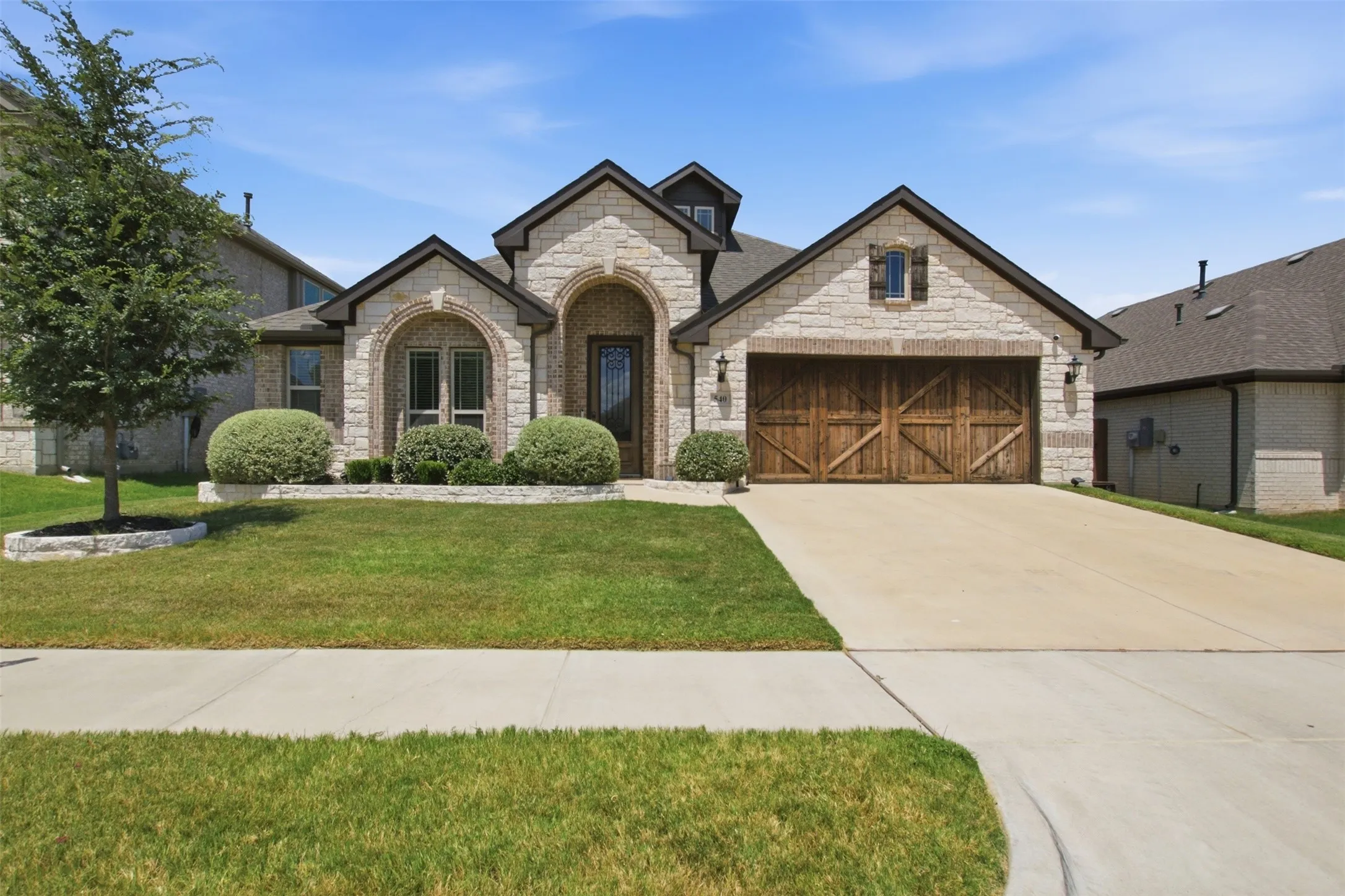 Single Family Residence For Rent in Johnson County , 540 Ramon Street, Burleson, Texas 76028, 4 Bedroom, 2 Bathroom, 2 Garage spaces, 2,430 Sqft, built in 2022, Price $3,900, mls#21336055, Real Estate Agent in Burleson, Homes For Rent in Johnson county, Homes For Rent in Burleson, Realtor in Burleson Texas, Real Estate Brokerage Independent Realty Texas, Luminita Cordes Realtor