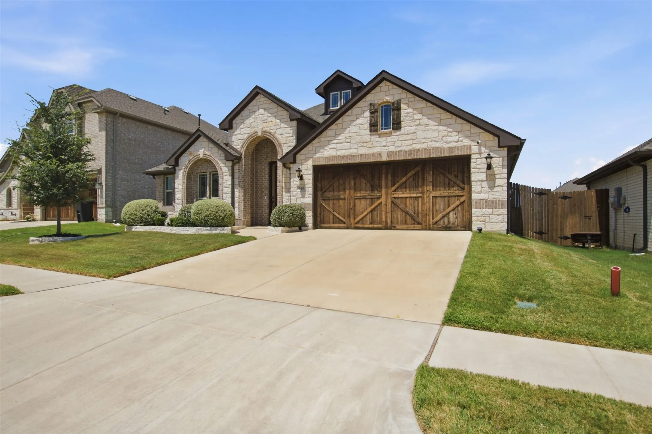 Single Family Residence For Rent in Johnson County , 540 Ramon Street, Burleson, Texas 76028, 4 Bedroom, 2 Bathroom, 2 Garage spaces, 2,430 Sqft, built in 2022, Price $3,900, mls#21336055, Real Estate Agent in Burleson, Homes For Rent in Johnson county, Homes For Rent in Burleson, Realtor in Burleson Texas, Real Estate Brokerage Independent Realty Texas, Luminita Cordes Realtor