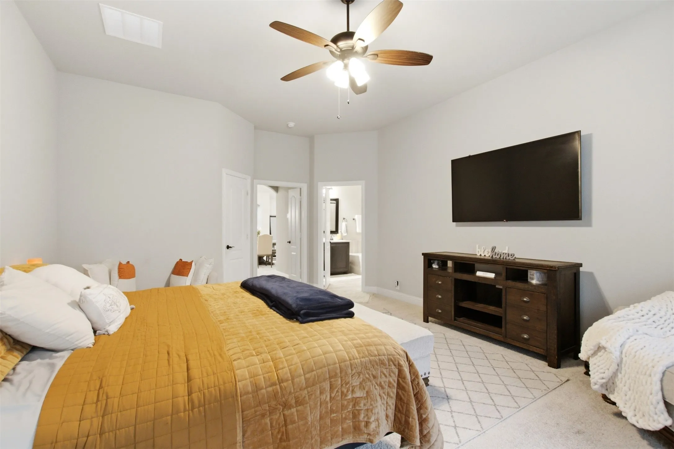 Single Family Residence For Rent in Johnson County , 540 Ramon Street, Burleson, Texas 76028, 4 Bedroom, 2 Bathroom, 2 Garage spaces, 2,430 Sqft, built in 2022, Price $3,900, mls#21336055, Real Estate Agent in Burleson, Homes For Rent in Johnson county, Homes For Rent in Burleson, Realtor in Burleson Texas, Real Estate Brokerage Independent Realty Texas, Luminita Cordes Realtor