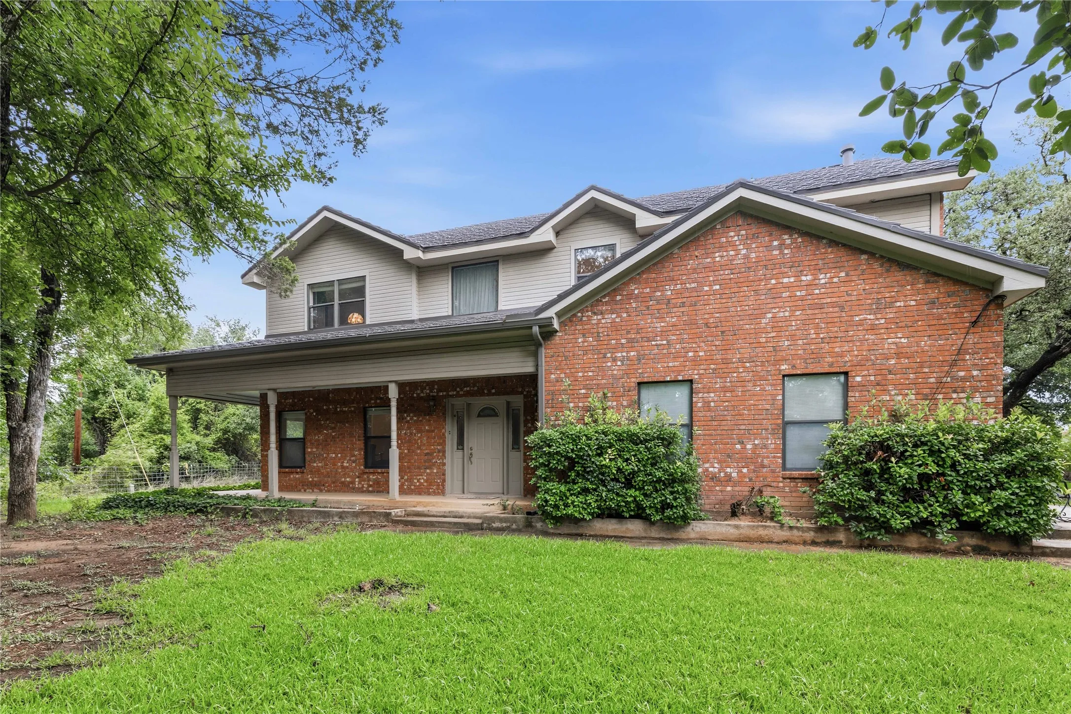 Farm For Sale in Coleman County , 5567 FM 2633, Santa Anna, Texas 76878, 4 Bedroom, 3 Bathroom, 4 Garage spaces, 2,611 Sqft, built in 1996, mls#21332572, Real Estate Agent in Santa Anna, Homes For Sale in Coleman county, Homes For Sale in Santa Anna, Realtor in Santa Anna Texas, Real Estate Brokerage Independent Realty Texas, Luminita Cordes Realtor