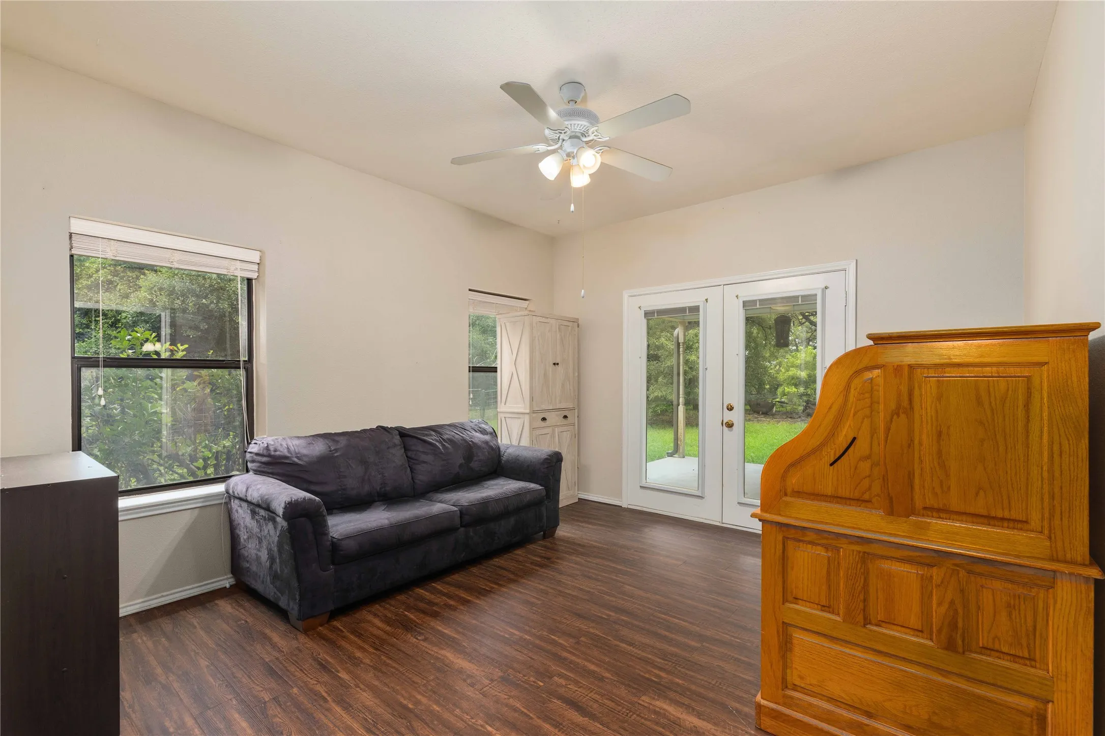 Farm For Sale in Coleman County , 5567 FM 2633, Santa Anna, Texas 76878, 4 Bedroom, 3 Bathroom, 4 Garage spaces, 2,611 Sqft, built in 1996, mls#21332572, Real Estate Agent in Santa Anna, Homes For Sale in Coleman county, Homes For Sale in Santa Anna, Realtor in Santa Anna Texas, Real Estate Brokerage Independent Realty Texas, Luminita Cordes Realtor
