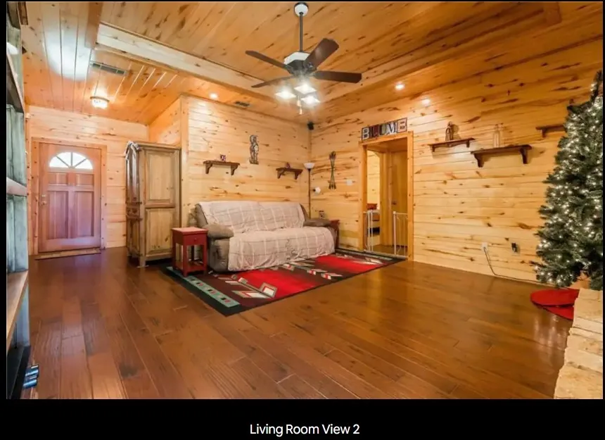 Single Family Residence For Rent in Hunt County , 9856 Cherokee Trail, Quinlan, Texas 75474, 4 Bedroom, 2 Bathroom, 2 Garage spaces, 1,835 Sqft, built in 2002, mls#21336059, Real Estate Agent in Quinlan, Homes For Rent in Hunt county, Homes For Rent in Quinlan, Realtor in Quinlan Texas, Real Estate Brokerage Independent Realty Texas, Luminita Cordes Realtor