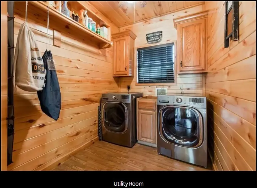 Single Family Residence For Rent in Hunt County , 9856 Cherokee Trail, Quinlan, Texas 75474, 4 Bedroom, 2 Bathroom, 2 Garage spaces, 1,835 Sqft, built in 2002, mls#21336059, Real Estate Agent in Quinlan, Homes For Rent in Hunt county, Homes For Rent in Quinlan, Realtor in Quinlan Texas, Real Estate Brokerage Independent Realty Texas, Luminita Cordes Realtor