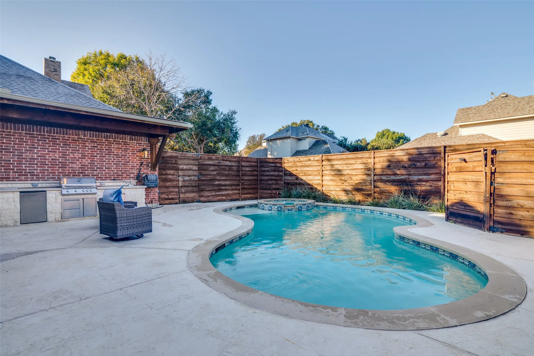 Single Family Residence For Sale in Collin County , 8005 Rosemont Drive, Plano, Texas 75025, 5 Bedroom, 4 Bathroom, 3 Garage spaces, 3,528 Sqft, built in 1997, mls#21335911, Real Estate Agent in Plano, Homes For Sale in Collin county, Homes For Sale in Plano, Realtor in Plano Texas, Real Estate Brokerage Independent Realty Texas, Luminita Cordes Realtor