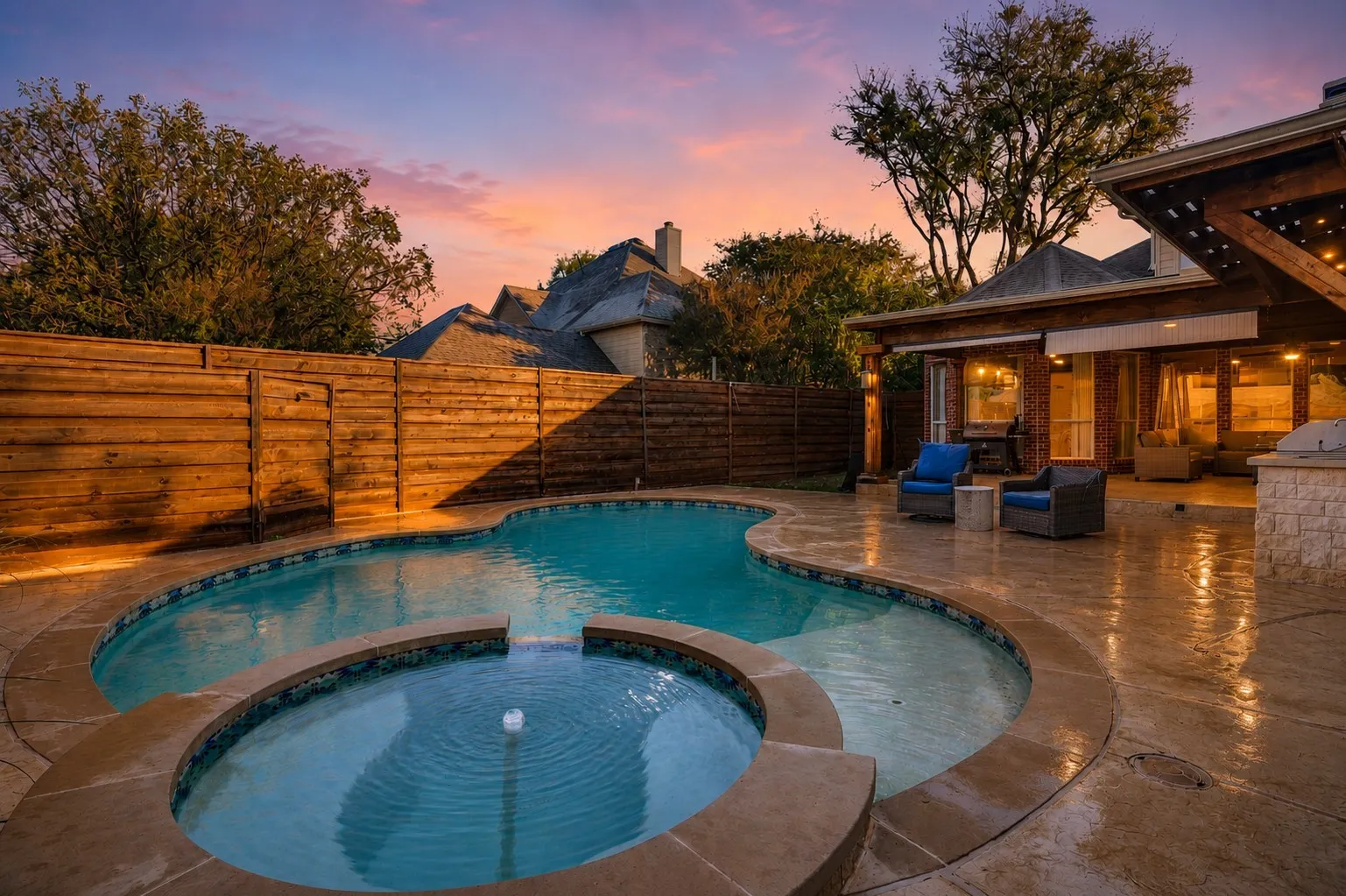 Single Family Residence For Sale in Collin County , 8005 Rosemont Drive, Plano, Texas 75025, 5 Bedroom, 4 Bathroom, 3 Garage spaces, 3,528 Sqft, built in 1997, mls#21335911, Real Estate Agent in Plano, Homes For Sale in Collin county, Homes For Sale in Plano, Realtor in Plano Texas, Real Estate Brokerage Independent Realty Texas, Luminita Cordes Realtor