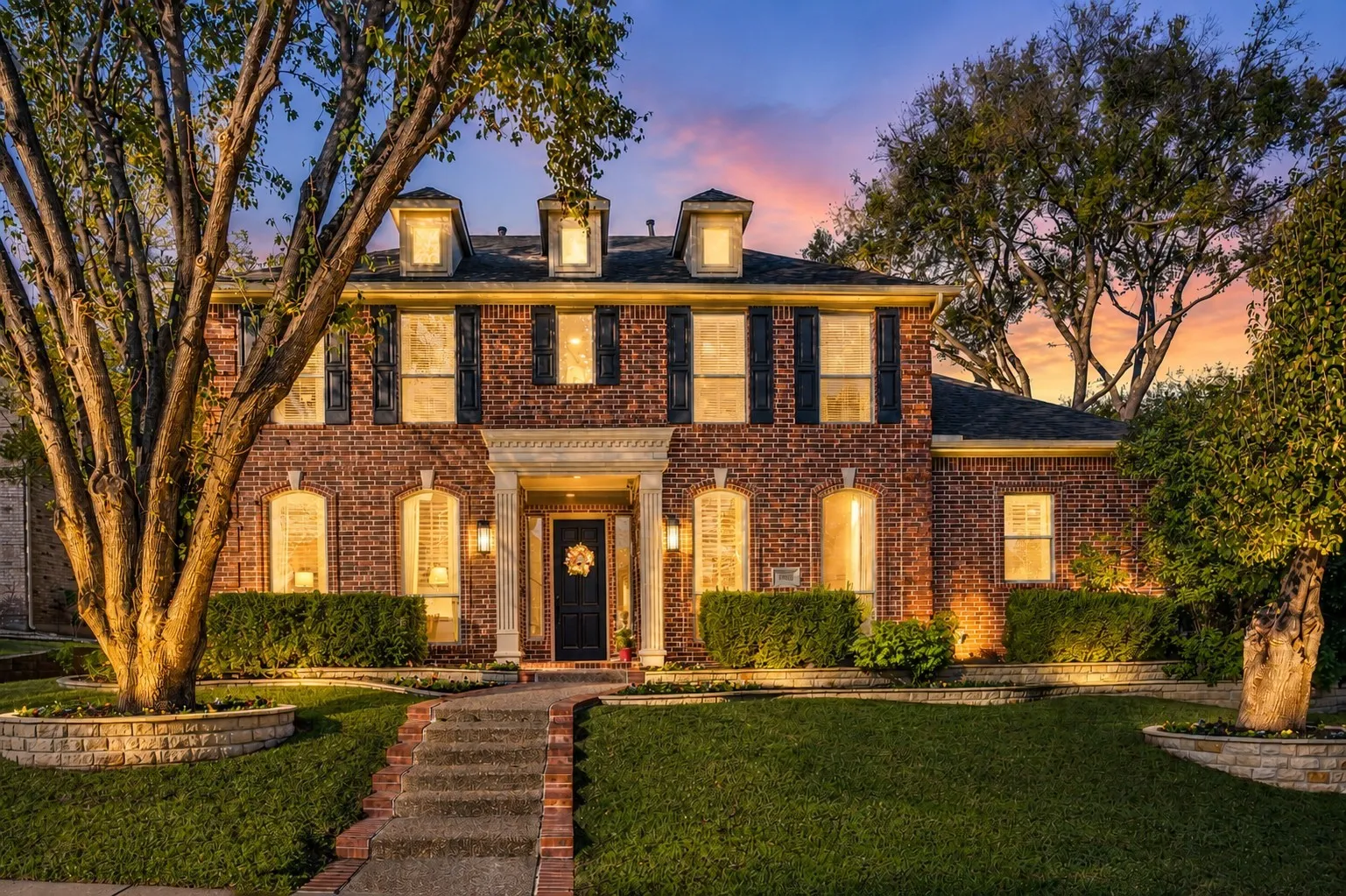 Single Family Residence For Sale in Collin County , 8005 Rosemont Drive, Plano, Texas 75025, 5 Bedroom, 4 Bathroom, 3 Garage spaces, 3,528 Sqft, built in 1997, mls#21335911, Real Estate Agent in Plano, Homes For Sale in Collin county, Homes For Sale in Plano, Realtor in Plano Texas, Real Estate Brokerage Independent Realty Texas, Luminita Cordes Realtor