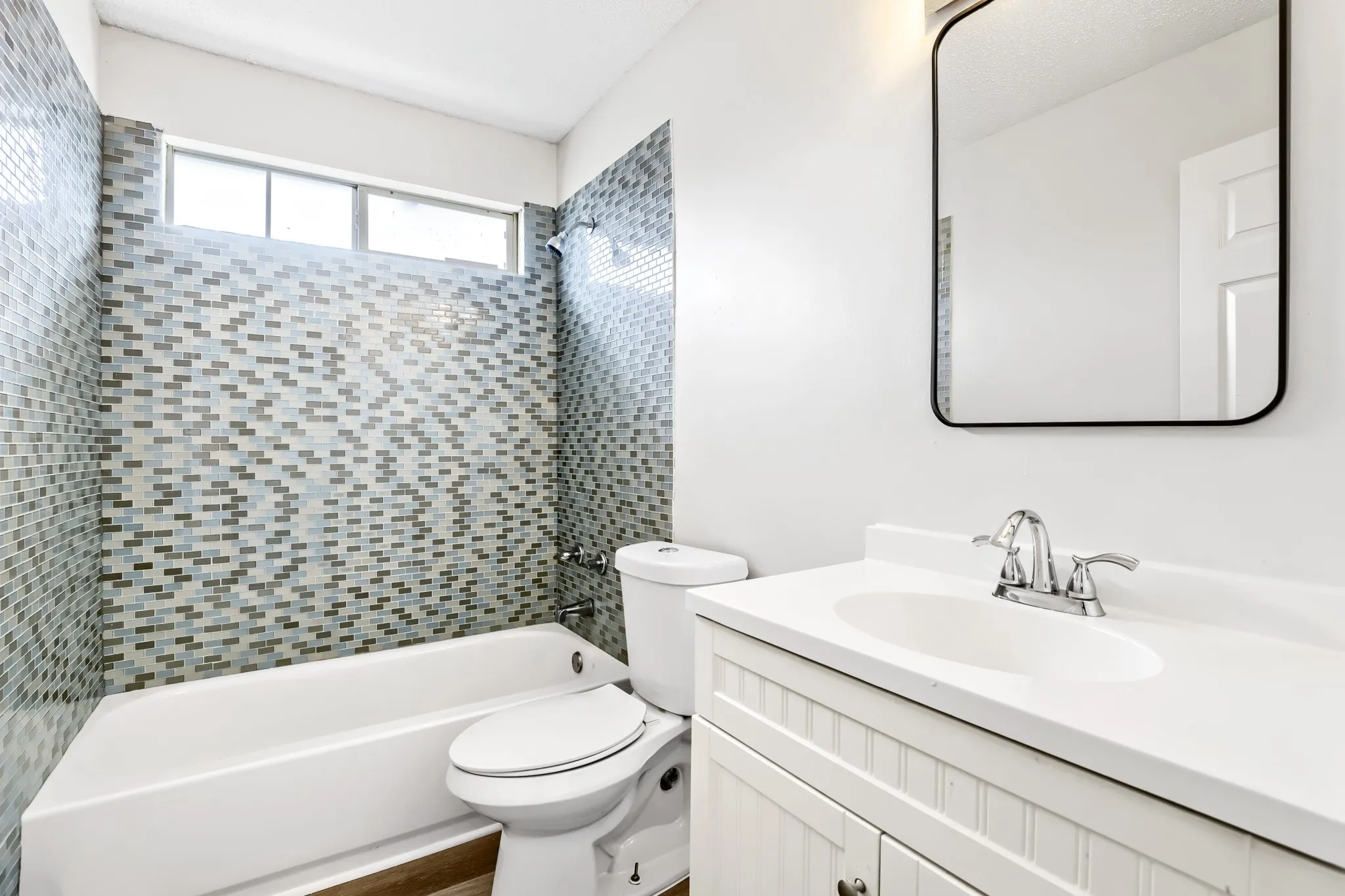 Single Family Residence For Sale in Dallas County , 809 Schrade Trail, Mesquite, Texas 75181, 3 Bedroom, 3 Bathroom, 1 Garage spaces, 1,845 Sqft, built in 1992, mls#21151641, Real Estate Agent in Mesquite, Homes For Sale in Dallas county, Homes For Sale in Mesquite, Realtor in Mesquite Texas, Real Estate Brokerage Independent Realty Texas, Luminita Cordes Realtor