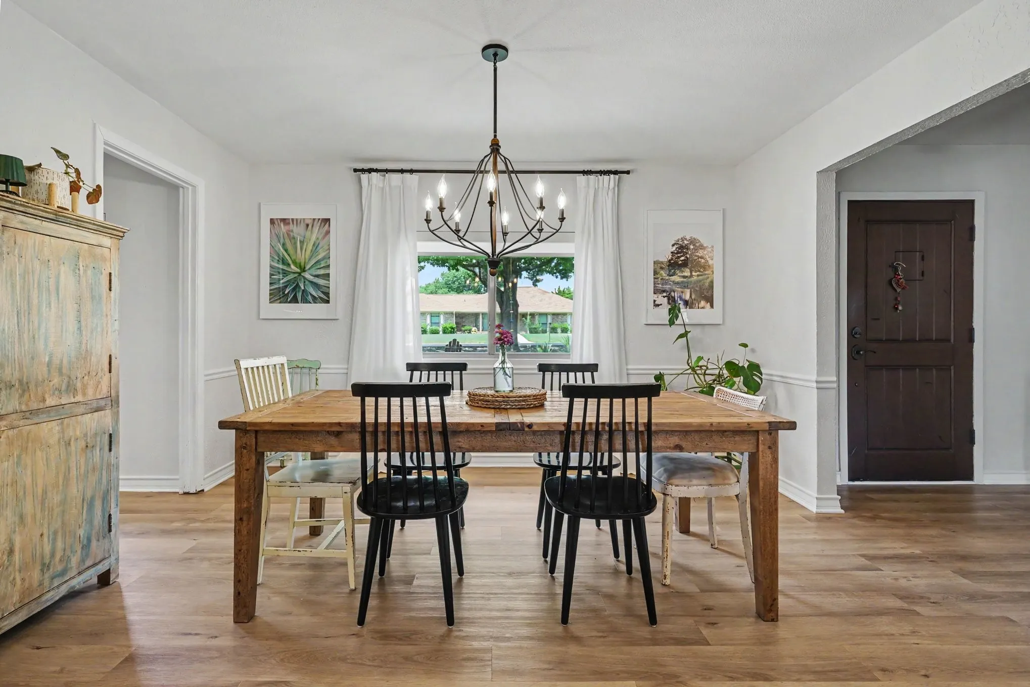 Single Family Residence For Sale in Collin County , 708 Summer Place, Murphy, Texas 75094, 3 Bedroom, 2 Bathroom, 3 Garage spaces, 2,359 Sqft, built in 1981, mls#21318764, Real Estate Agent in Murphy, Homes For Sale in Collin county, Homes For Sale in Murphy, Realtor in Murphy Texas, Real Estate Brokerage Independent Realty Texas, Luminita Cordes Realtor