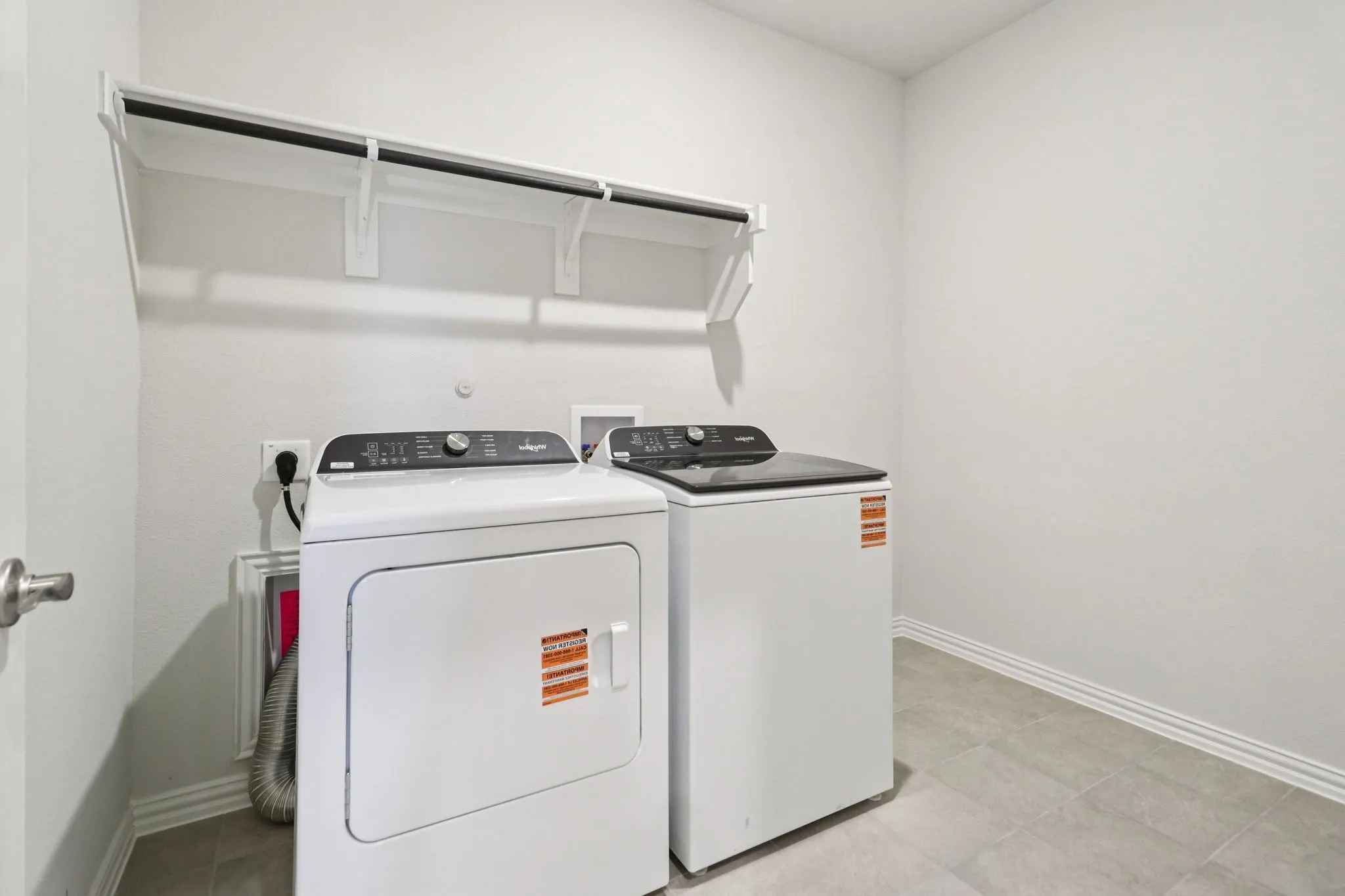  Photo is not of the actual home, but is an inspirational photo of builder’s model home and may depict options, furnishings, and/or decorator features that are not included.
