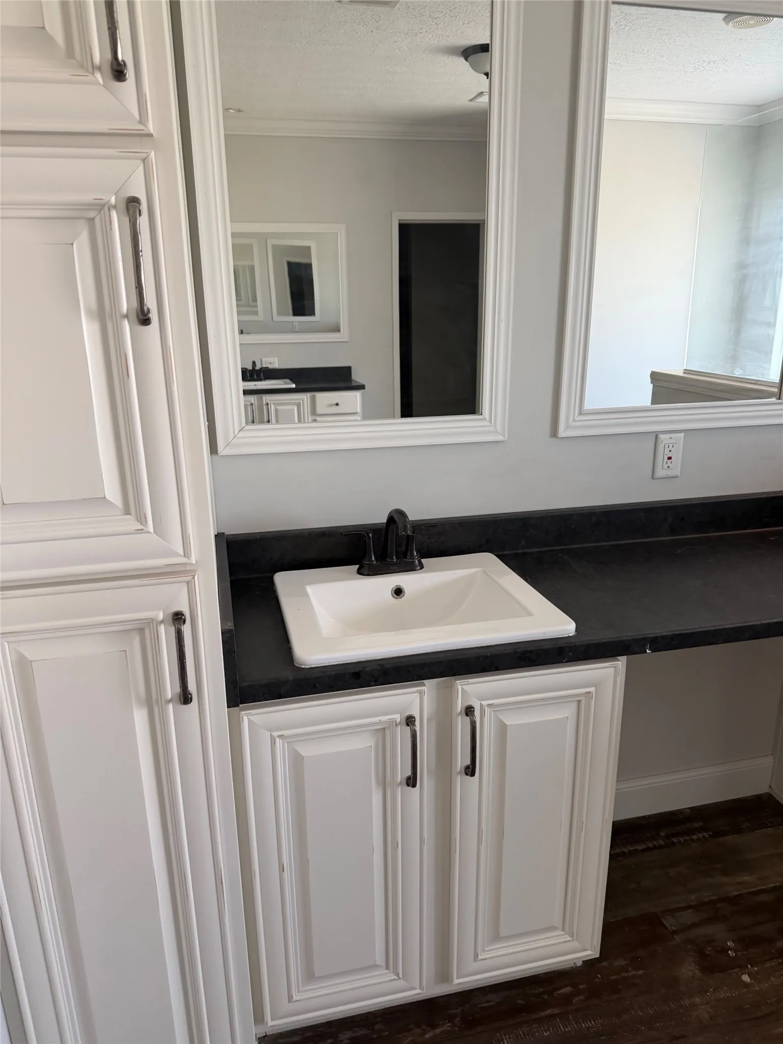 Mobile Home For Sale in Henderson County , 6873 CR 3700, Athens, Texas 75752, 3 Bedroom, 2 Bathroom, Garage spaces, 2,615 Sqft, built in 2022, mls#21336121, Real Estate Agent in Athens, Homes For Sale in Henderson county, Homes For Sale in Athens, Realtor in Athens Texas, Real Estate Brokerage Independent Realty Texas, Luminita Cordes Realtor