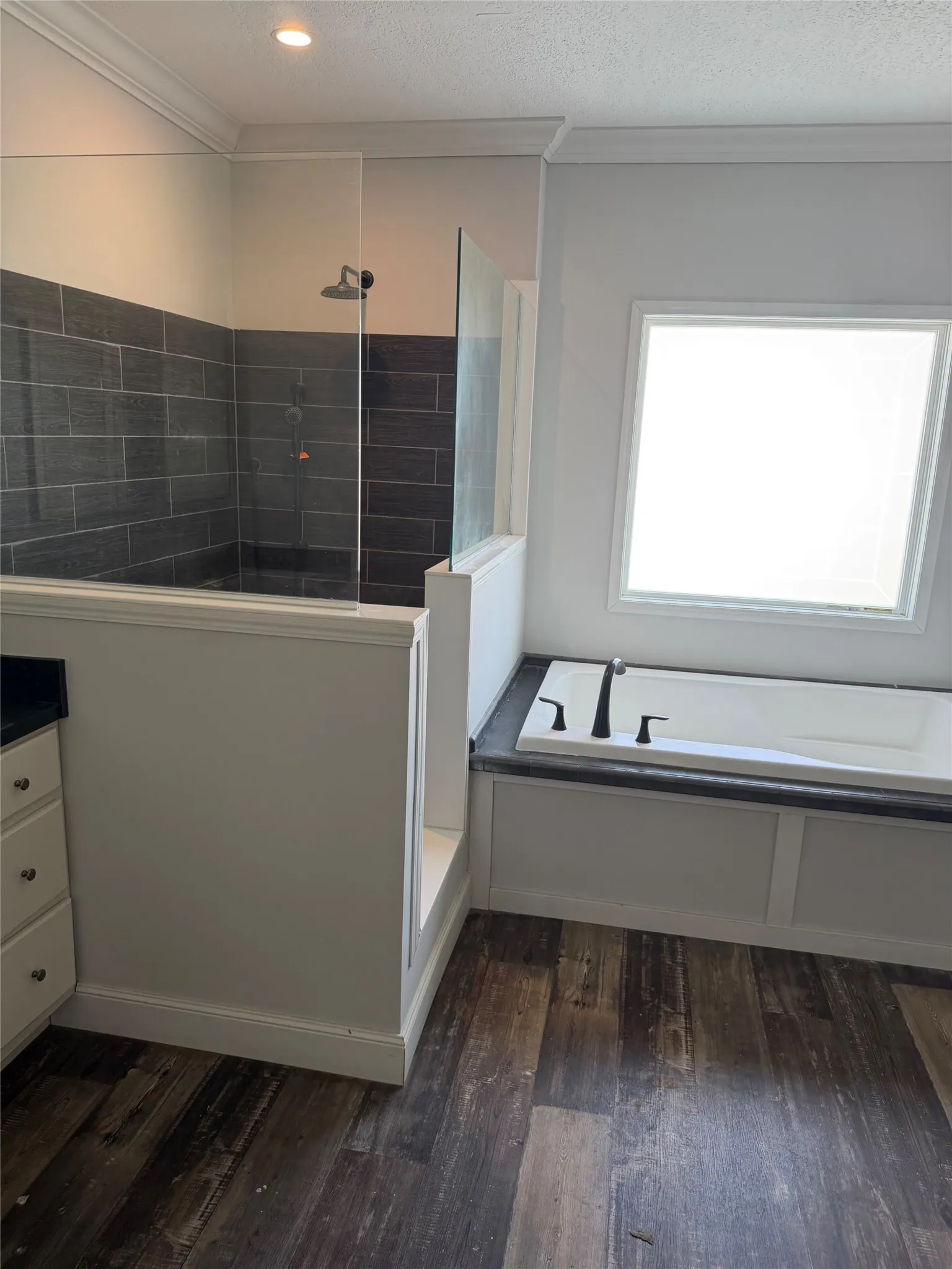 Mobile Home For Sale in Henderson County , 6873 CR 3700, Athens, Texas 75752, 3 Bedroom, 2 Bathroom, Garage spaces, 2,615 Sqft, built in 2022, mls#21336121, Real Estate Agent in Athens, Homes For Sale in Henderson county, Homes For Sale in Athens, Realtor in Athens Texas, Real Estate Brokerage Independent Realty Texas, Luminita Cordes Realtor