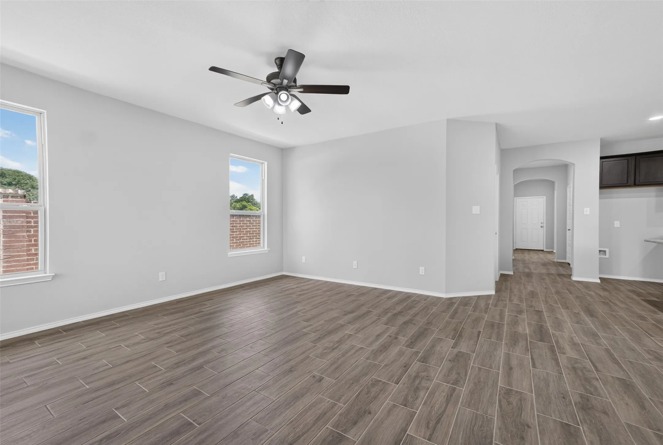 Single Family Residence For Sale in Tarrant County , 2800 Brittlebush Drive, Fort Worth, Texas 76108, 5 Bedroom, 3 Bathroom, 2 Garage spaces, 2,509 Sqft, built in 2022, mls#21336155, Real Estate Agent in Fort Worth, Homes For Sale in Tarrant county, Homes For Sale in Fort Worth, Realtor in Fort Worth Texas, Real Estate Brokerage Independent Realty Texas, Luminita Cordes Realtor