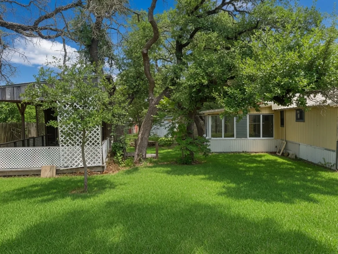 Single Family Residence For Sale in Mc Lennan County , 9014 5th Street, Crawford, Texas 76638, 2 Bedroom, 2 Bathroom, Garage spaces, 1,200 Sqft, built in 1937, mls#21335749, Real Estate Agent in Crawford, Homes For Sale in Mc Lennan county, Homes For Sale in Crawford, Realtor in Crawford Texas, Real Estate Brokerage Independent Realty Texas, Luminita Cordes Realtor