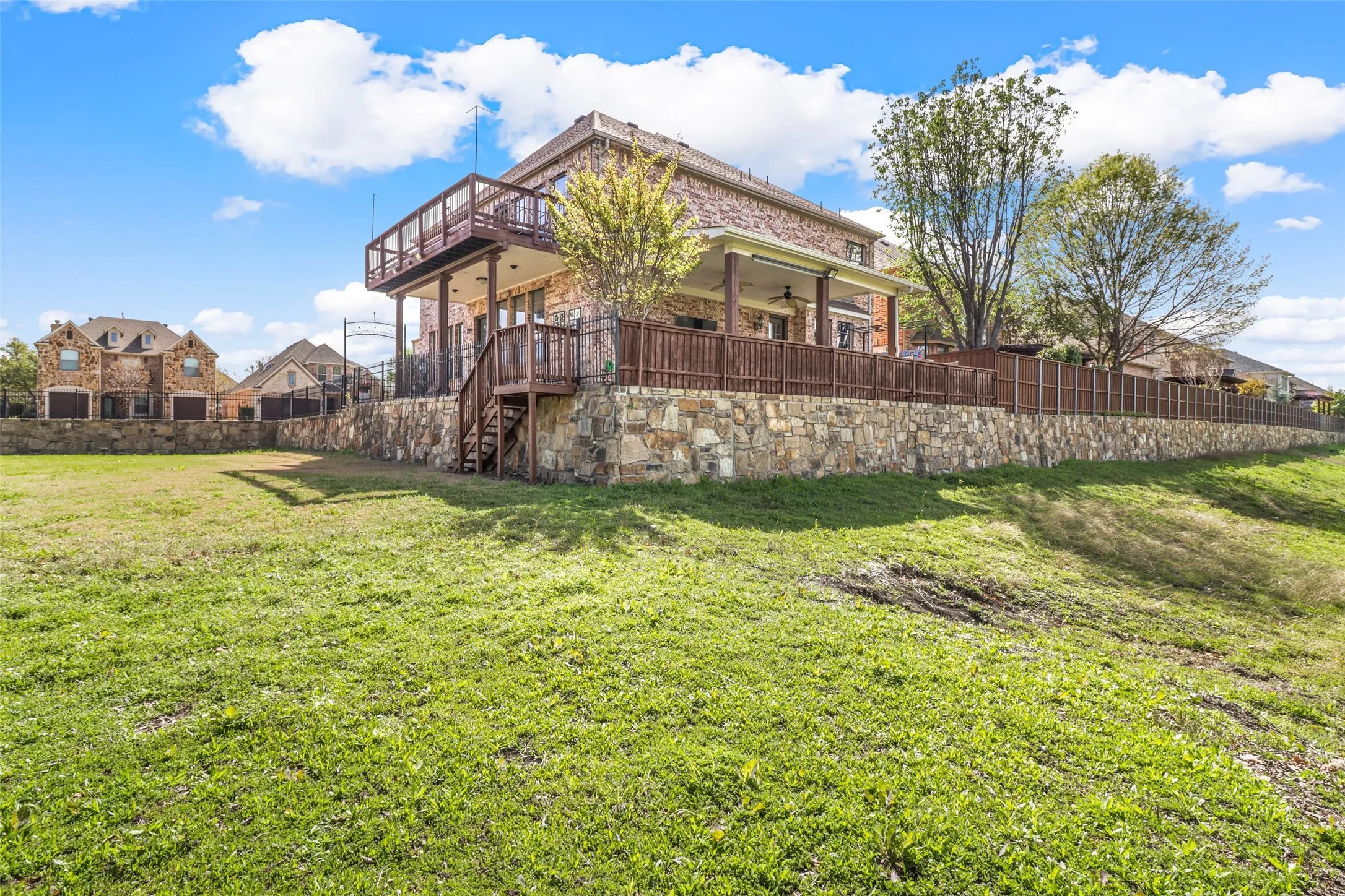 Single Family Residence For Rent in Collin County , 2917 White Dove Drive, Plano, Texas 75093, 4 Bedroom, 4 Bathroom, 2 Garage spaces, 3,958 Sqft, built in 2007, mls#21336109, Real Estate Agent in Plano, Homes For Rent in Collin county, Homes For Rent in Plano, Realtor in Plano Texas, Real Estate Brokerage Independent Realty Texas, Luminita Cordes Realtor