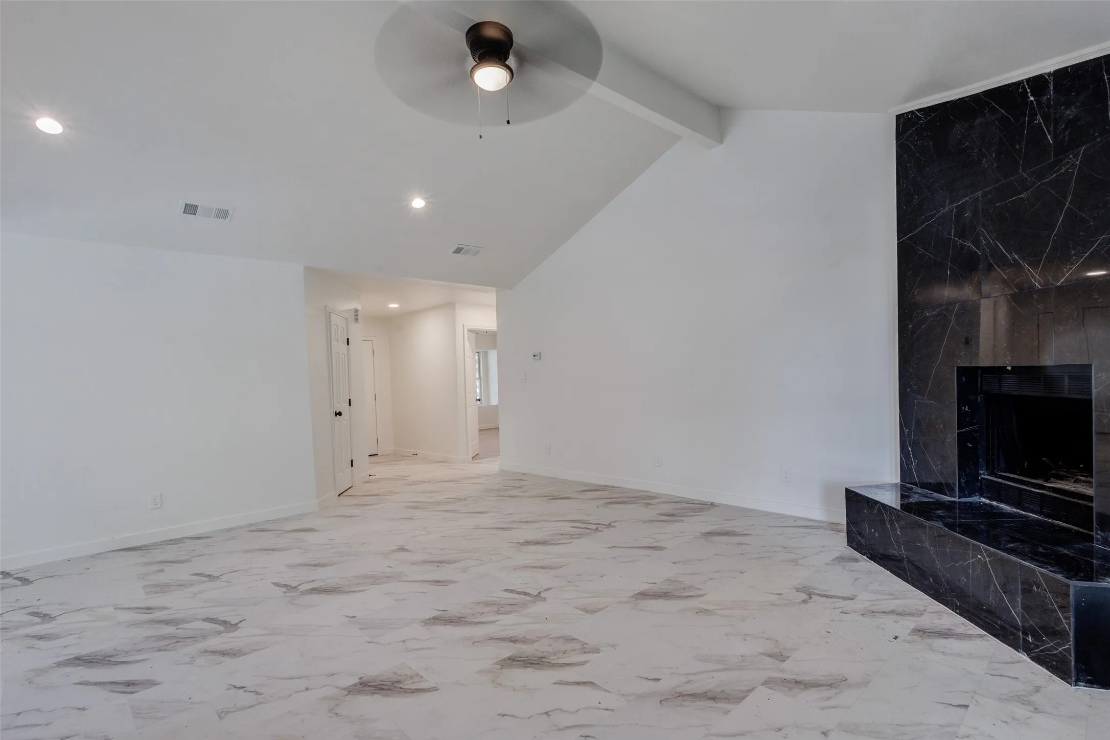 Single Family Residence For Sale in Dallas County , 2437 Trenton Circle, Mesquite, Texas 75150, 3 Bedroom, 2 Bathroom, 2 Garage spaces, 1,536 Sqft, built in 1984, mls#21318116, Real Estate Agent in Mesquite, Homes For Sale in Dallas county, Homes For Sale in Mesquite, Realtor in Mesquite Texas, Real Estate Brokerage Independent Realty Texas, Luminita Cordes Realtor