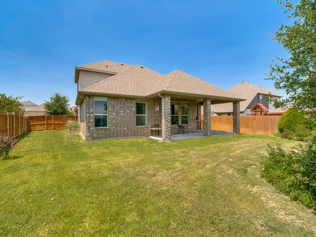 Single Family Residence For Sale in Parker County , 268 Mineral Point Drive, Aledo, Texas 76008, 4 Bedroom, 3 Bathroom, 2 Garage spaces, 2,780 Sqft, built in 2020, mls#21336104, Real Estate Agent in Aledo, Homes For Sale in Parker county, Homes For Sale in Aledo, Realtor in Aledo Texas, Real Estate Brokerage Independent Realty Texas, Luminita Cordes Realtor