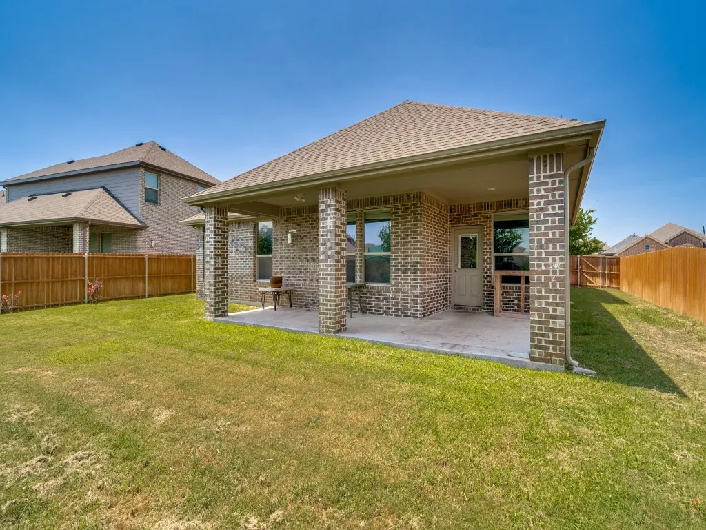 Single Family Residence For Sale in Parker County , 268 Mineral Point Drive, Aledo, Texas 76008, 4 Bedroom, 3 Bathroom, 2 Garage spaces, 2,780 Sqft, built in 2020, mls#21336104, Real Estate Agent in Aledo, Homes For Sale in Parker county, Homes For Sale in Aledo, Realtor in Aledo Texas, Real Estate Brokerage Independent Realty Texas, Luminita Cordes Realtor
