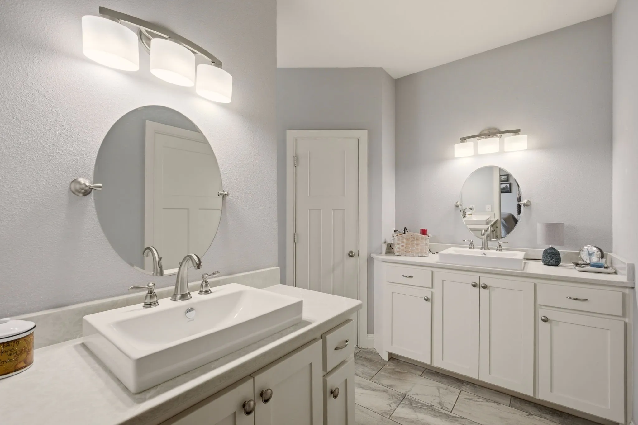 Single Family Residence For Sale in Grayson County , 131 Whispering Winds Drive, Gunter, Texas 75058, 3 Bedroom, 2 Bathroom, 3 Garage spaces, 2,533 Sqft, built in 2016, mls#21330846, Real Estate Agent in Gunter, Homes For Sale in Grayson county, Homes For Sale in Gunter, Realtor in Gunter Texas, Real Estate Brokerage Independent Realty Texas, Luminita Cordes Realtor