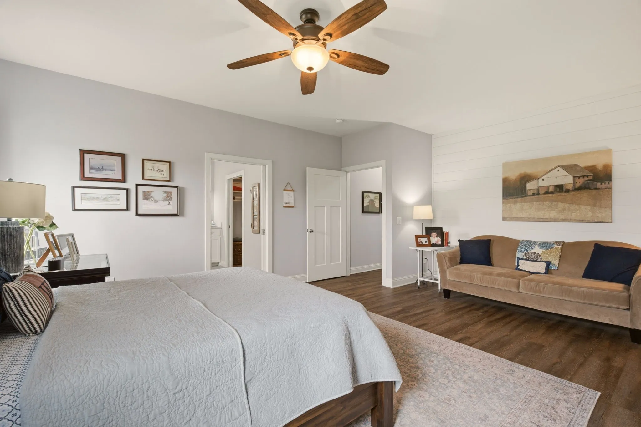 Single Family Residence For Sale in Grayson County , 131 Whispering Winds Drive, Gunter, Texas 75058, 3 Bedroom, 2 Bathroom, 3 Garage spaces, 2,533 Sqft, built in 2016, mls#21330846, Real Estate Agent in Gunter, Homes For Sale in Grayson county, Homes For Sale in Gunter, Realtor in Gunter Texas, Real Estate Brokerage Independent Realty Texas, Luminita Cordes Realtor