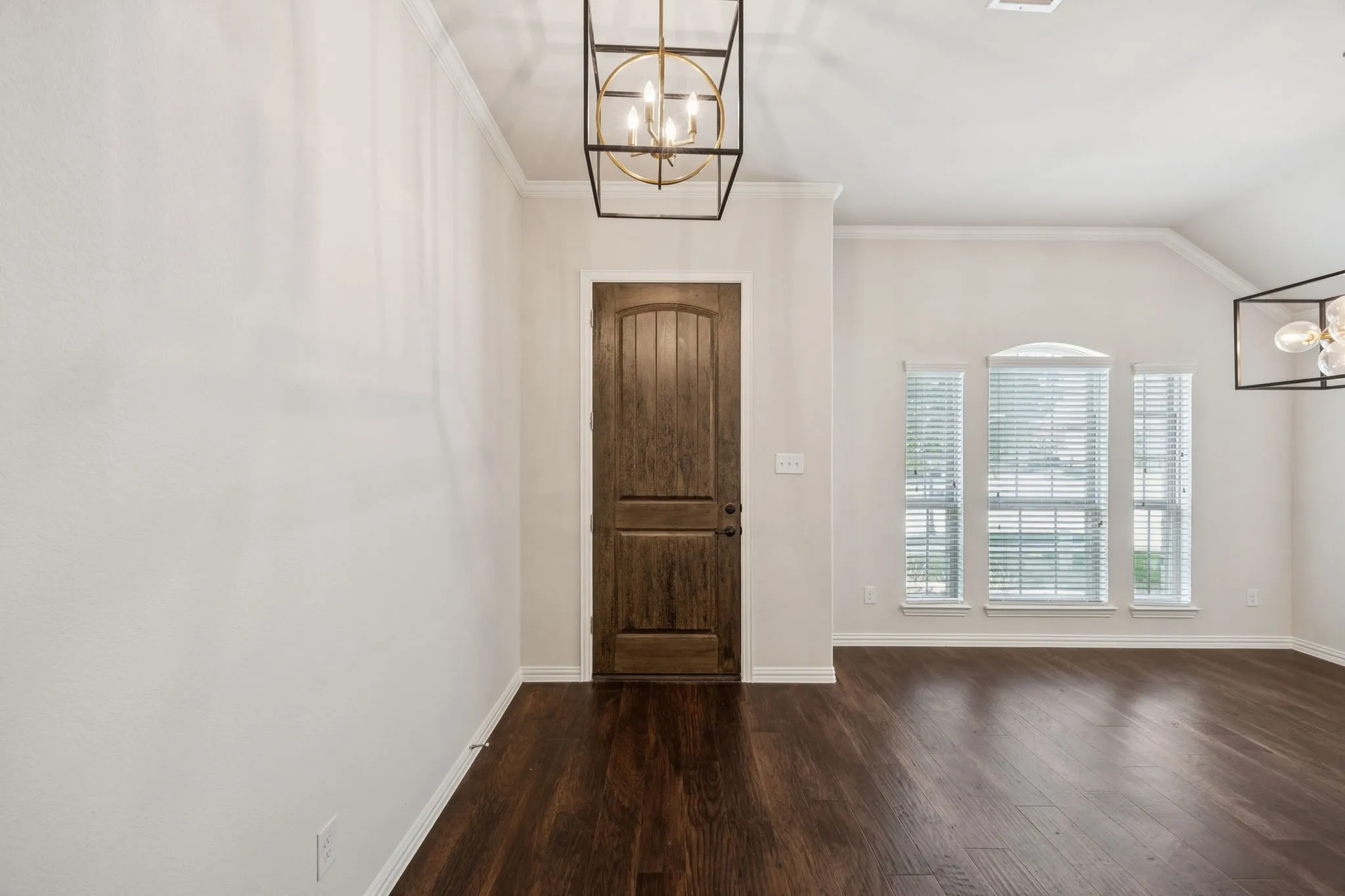 Single Family Residence For Rent in Collin County , 2317 Houston Drive, Melissa, Texas 75454, 3 Bedroom, 2 Bathroom, 2 Garage spaces, 2,013 Sqft, built in 2017, mls#21334209, Real Estate Agent in Melissa, Homes For Rent in Collin county, Homes For Rent in Melissa, Realtor in Melissa Texas, Real Estate Brokerage Independent Realty Texas, Luminita Cordes Realtor